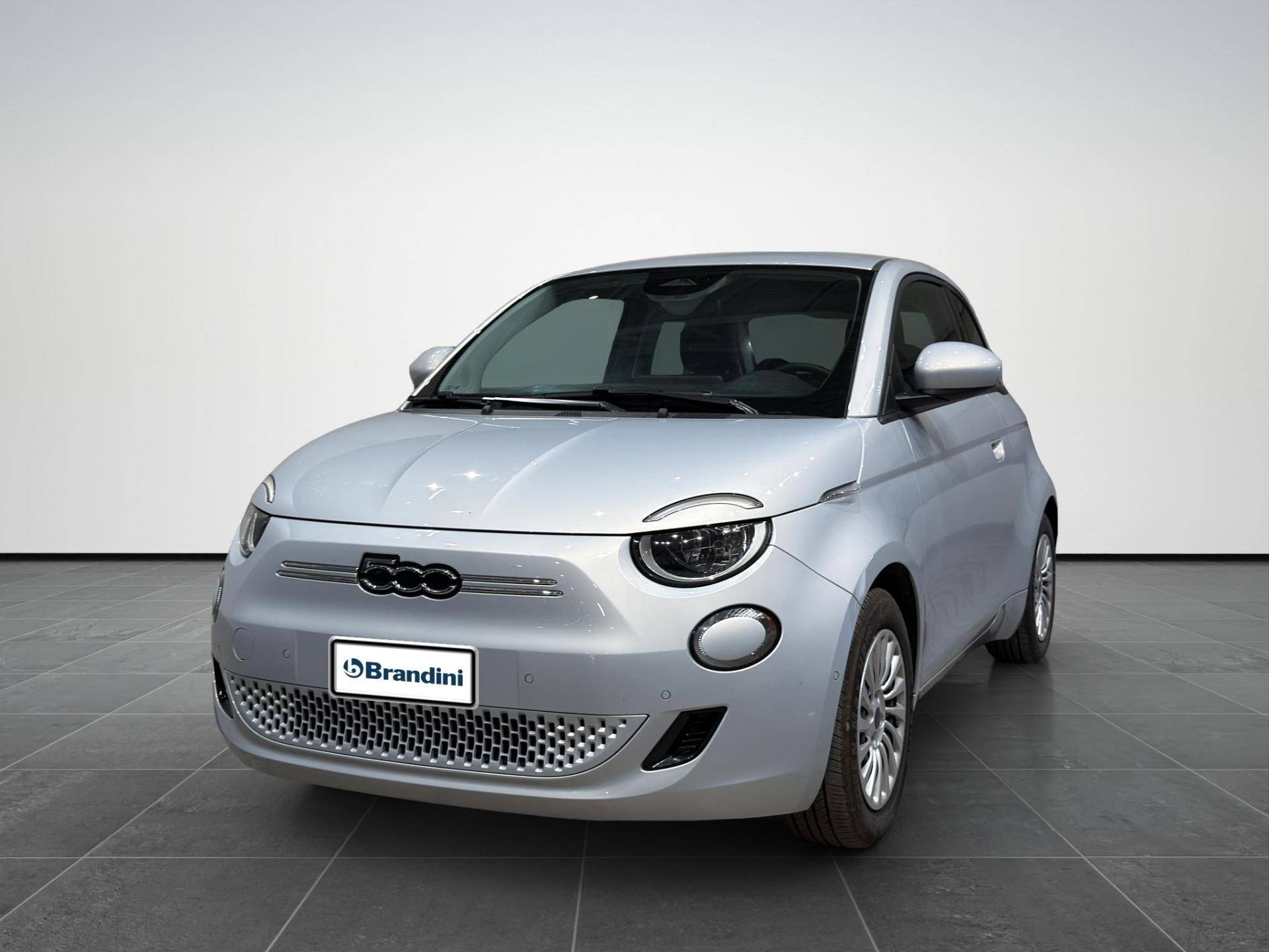 FIAT 500e 500e 42 kWh Entry Pack Tech usata in pronta consegna - Brandini