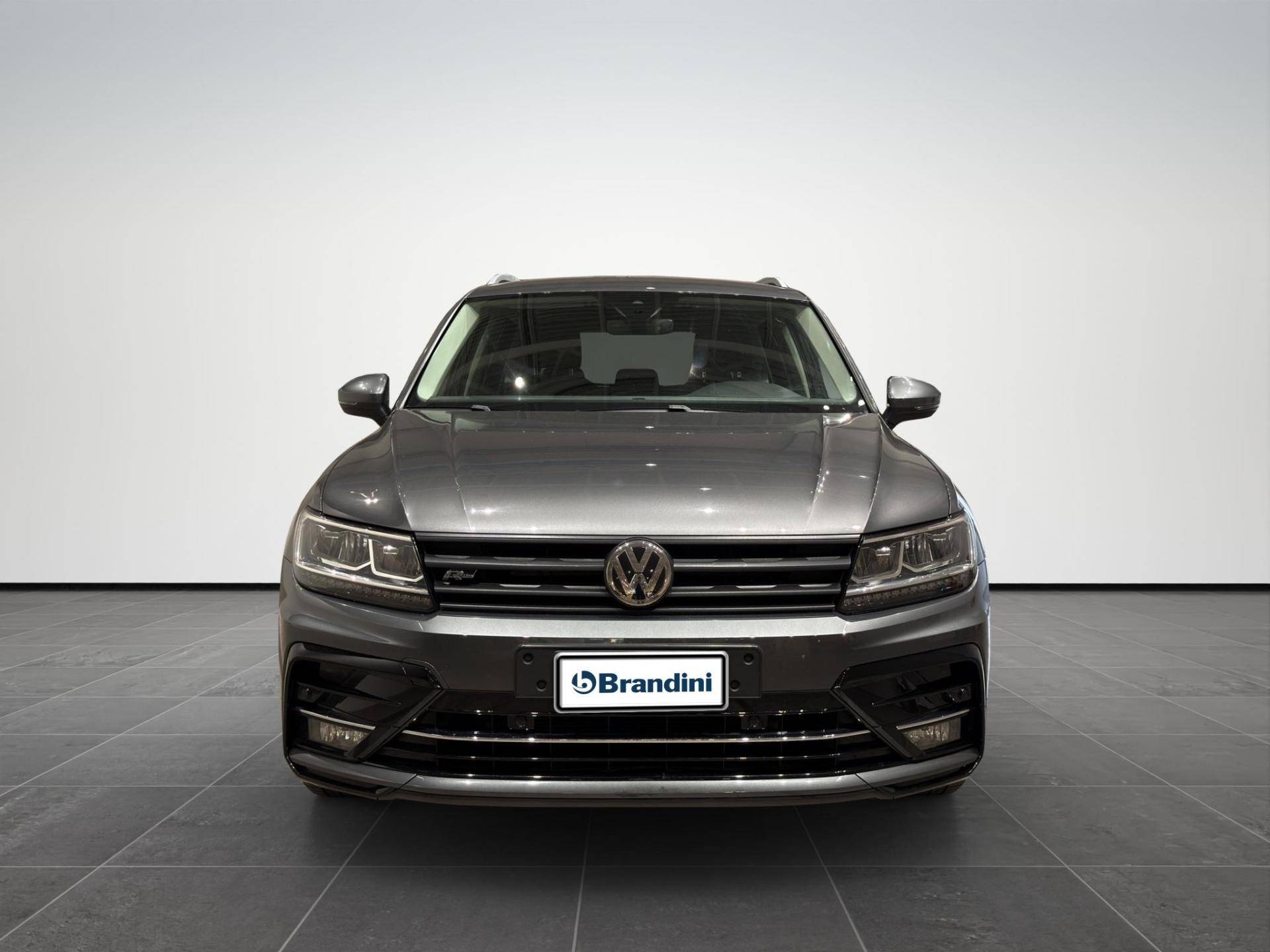 VOLKSWAGEN Tiguan Tiguan 2.0 tdi Advanced R-Line Exterior Pack 150cv dsg usata in pronta consegna - Brandini