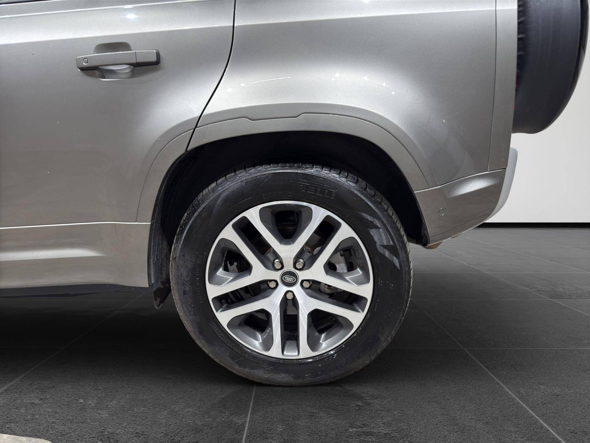 LAND ROVER Defender Defender 110 3.0d i6 mhev XS Edition awd 250cv auto usata in pronta consegna - Brandini