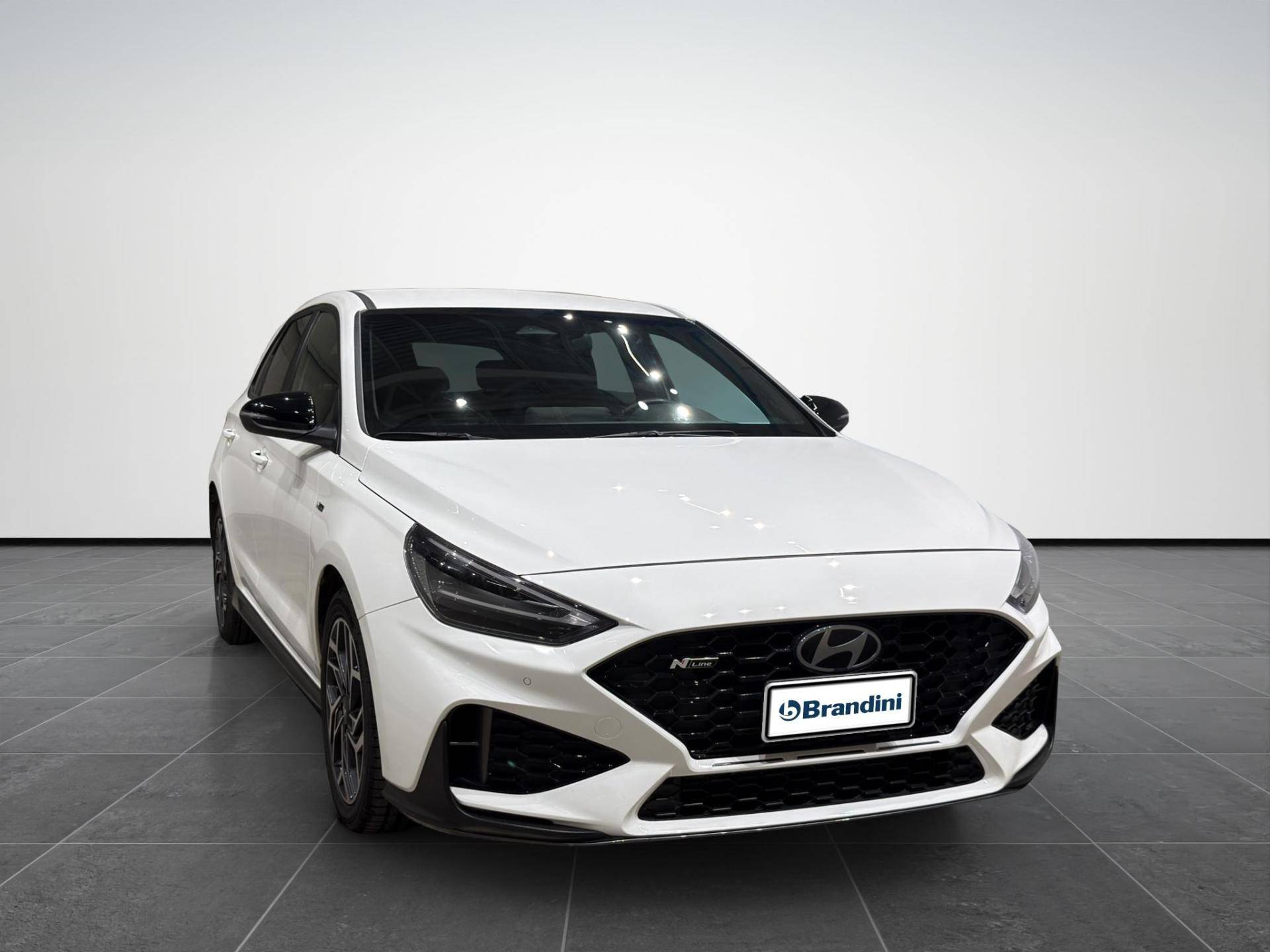 HYUNDAI i30 2024 5p i30 1.0 t-gdi 48V NLine 100cv dct usata in pronta consegna - Brandini