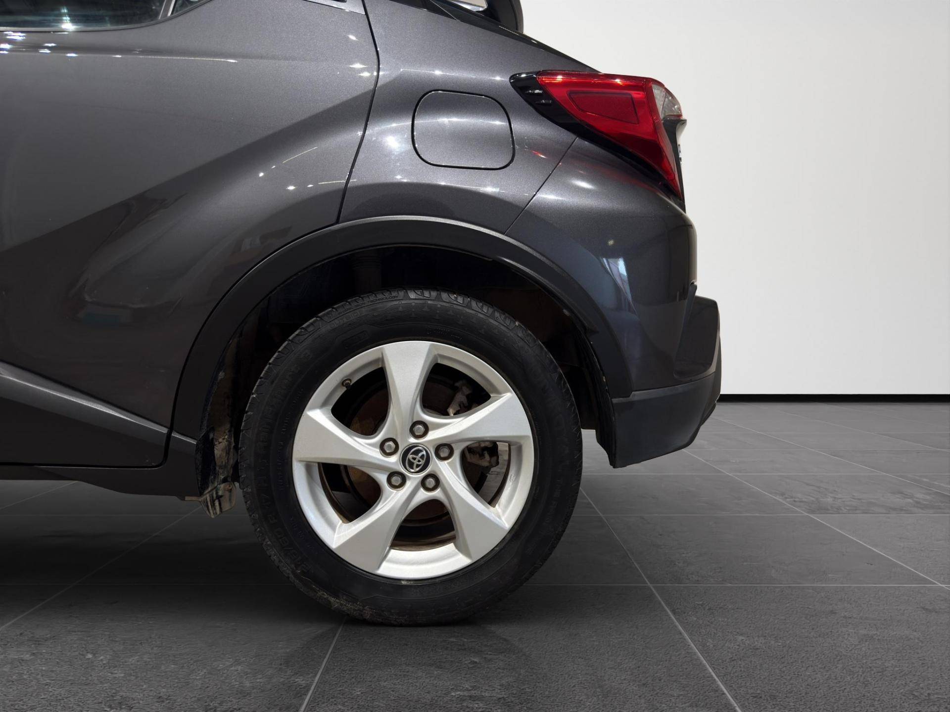 Auto Venduta - TOYOTA C-HR C-HR 1.8h Active 2wd e-cvt usata in pronta consegna - Brandini