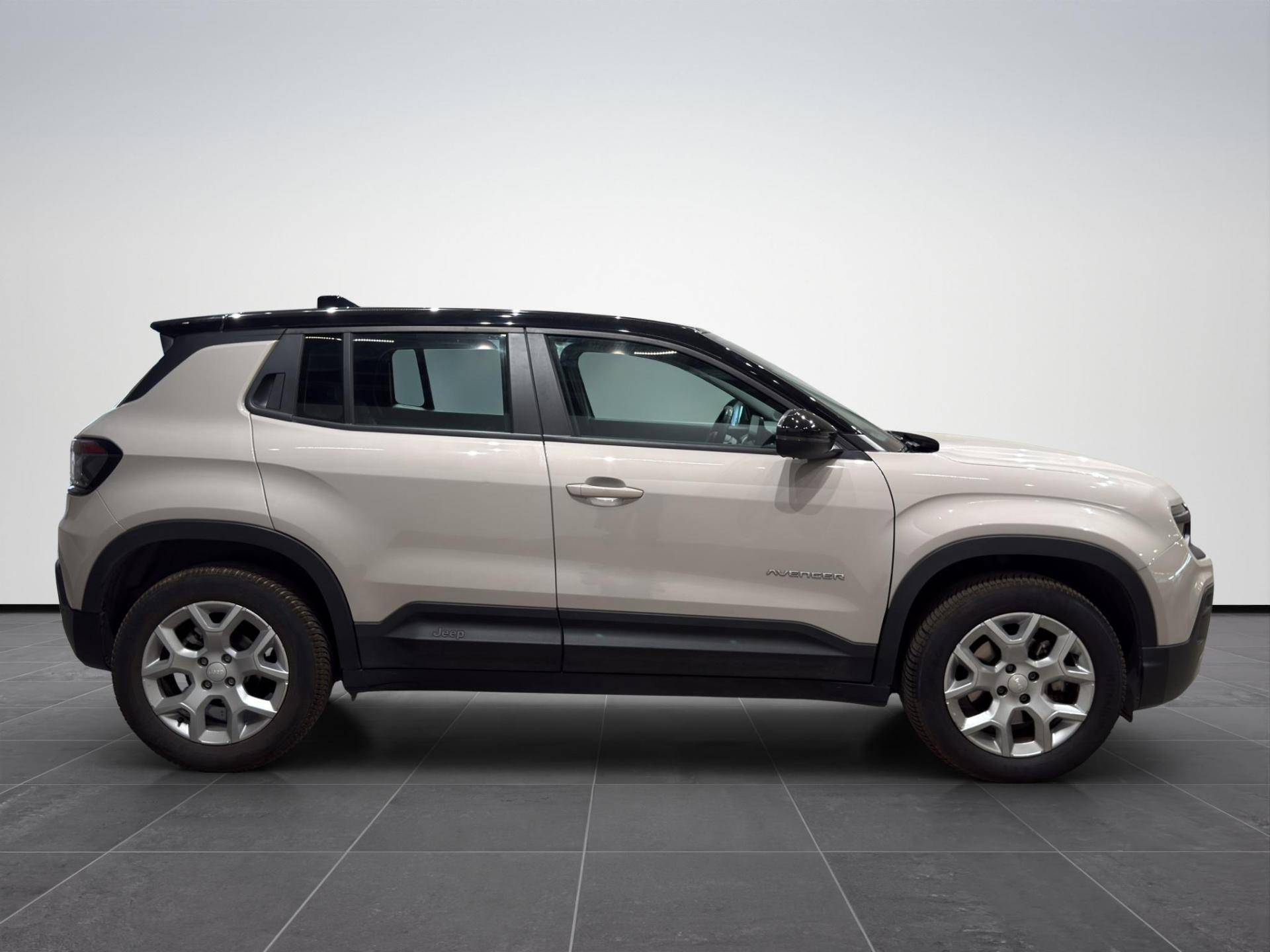 JEEP Avenger Avenger 1.2 turbo e-hybrid Altitude fwd 100cv edct6 usata in pronta consegna - Brandini