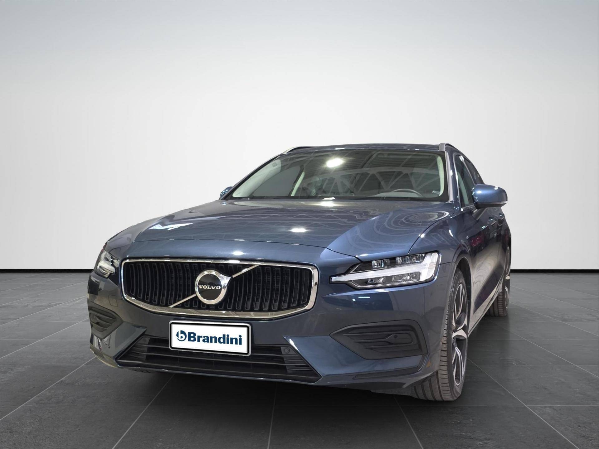 VOLVO V60 V60 2.0 b4 Core auto usata in pronta consegna - Brandini