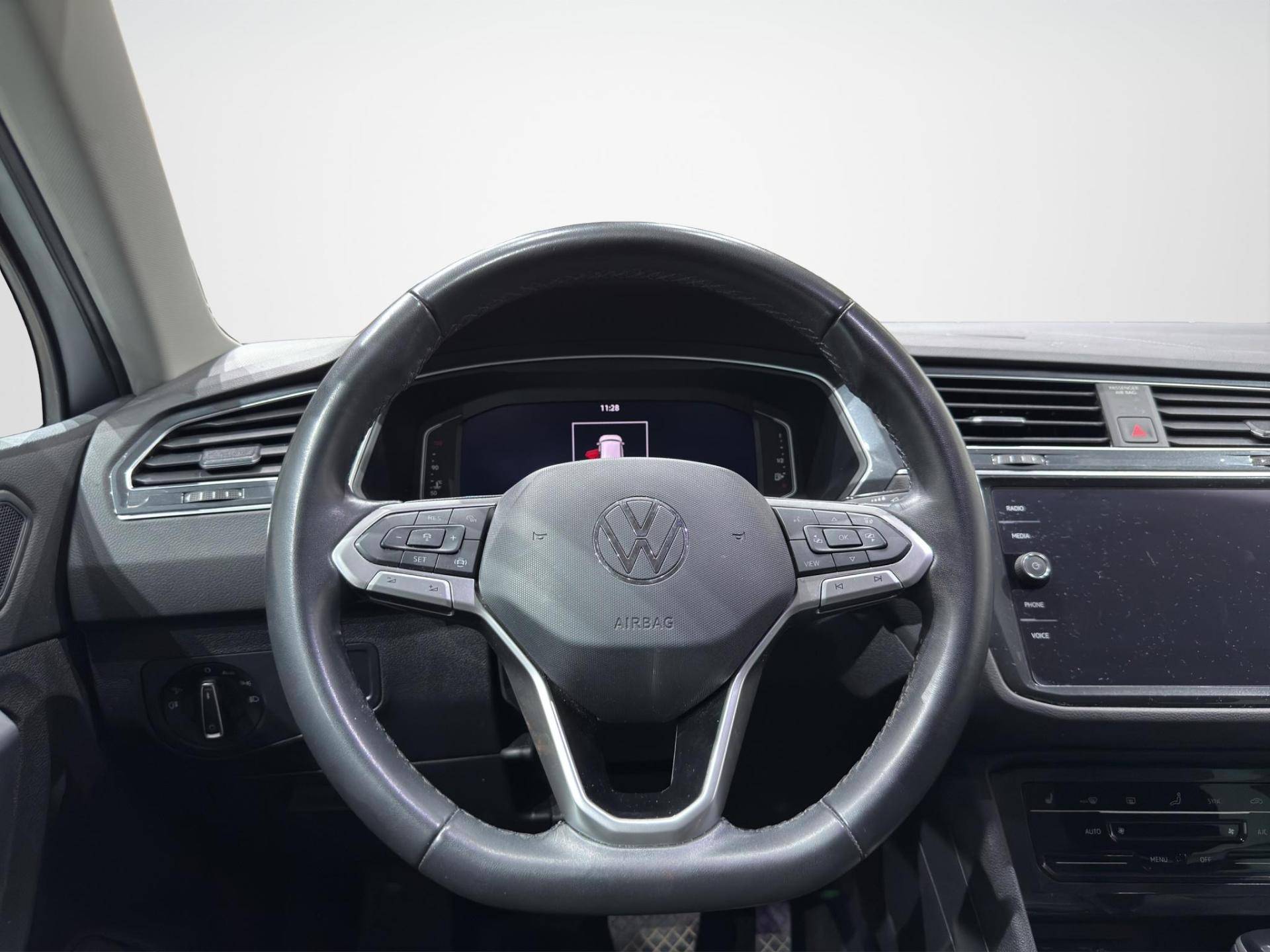 VOLKSWAGEN Tiguan Tiguan 2.0 tdi scr Elegance 4motion 150cv dsg usata in pronta consegna - Brandini