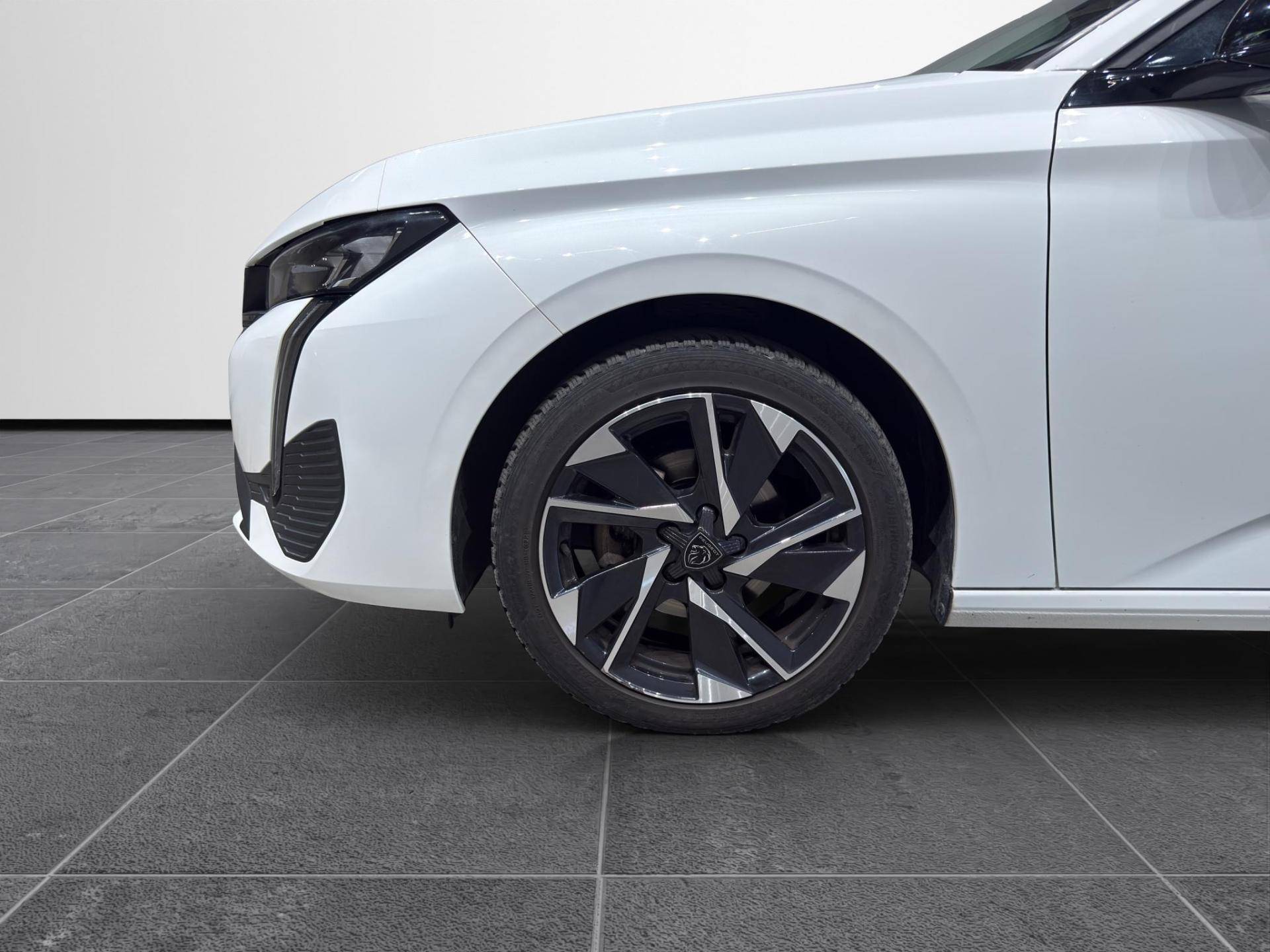 Auto Venduta - PEUGEOT 308 308 1.2 puretech t Allure Pack s&s 130cv usata in pronta consegna - Brandini