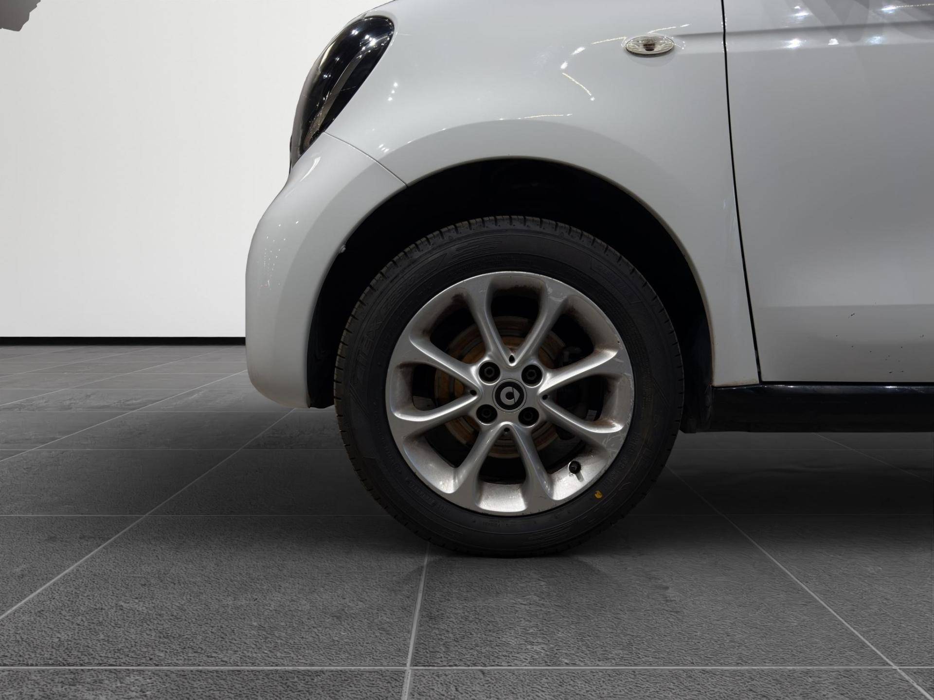 SMART Forfour Forfour 1.0 Urban (sport edition1) 71cv twinamic usata in pronta consegna - Brandini