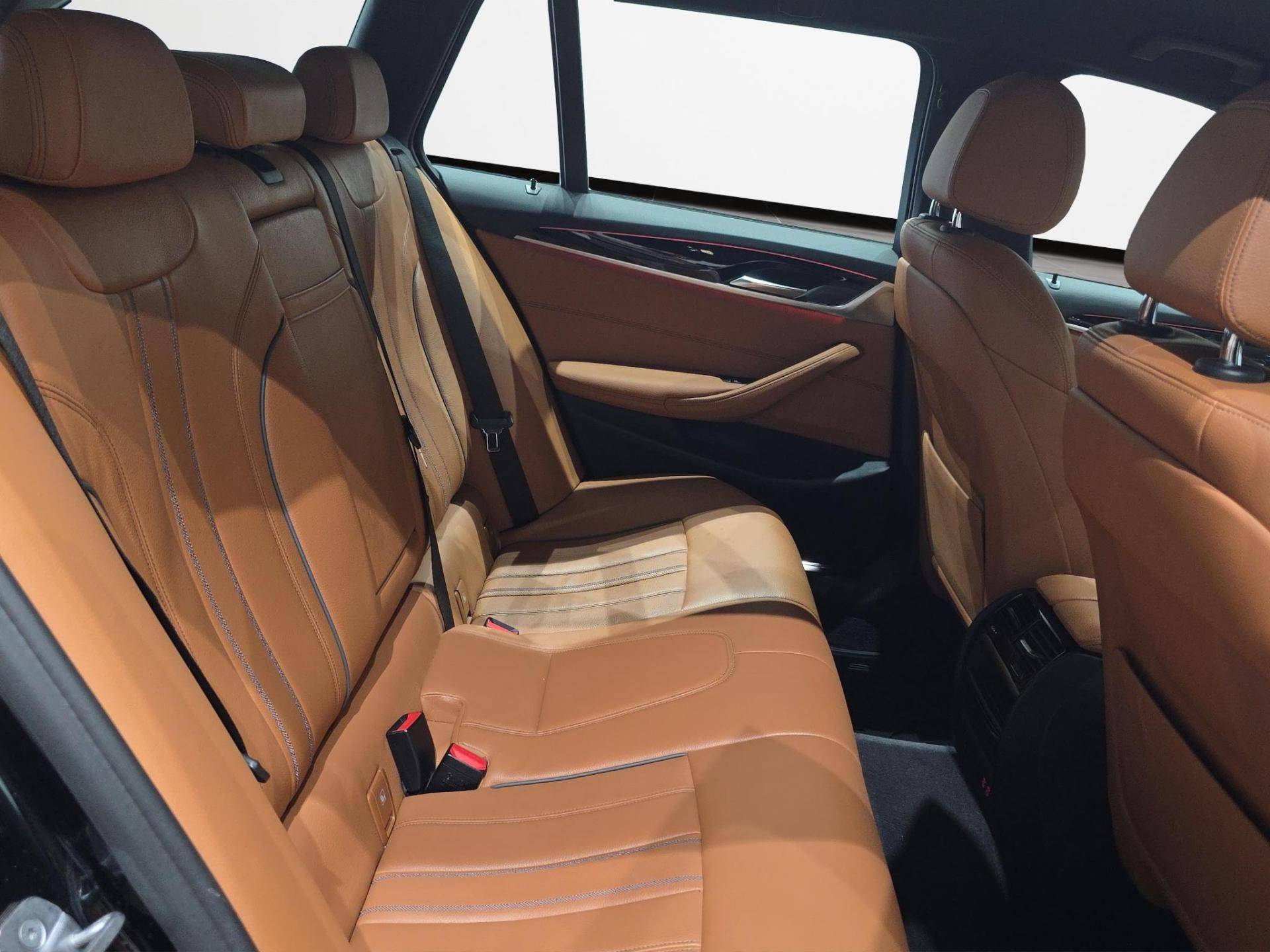 BMW Serie 5 Touring 520d Touring mhev 48V xdrive Msport auto usata in pronta consegna - Brandini