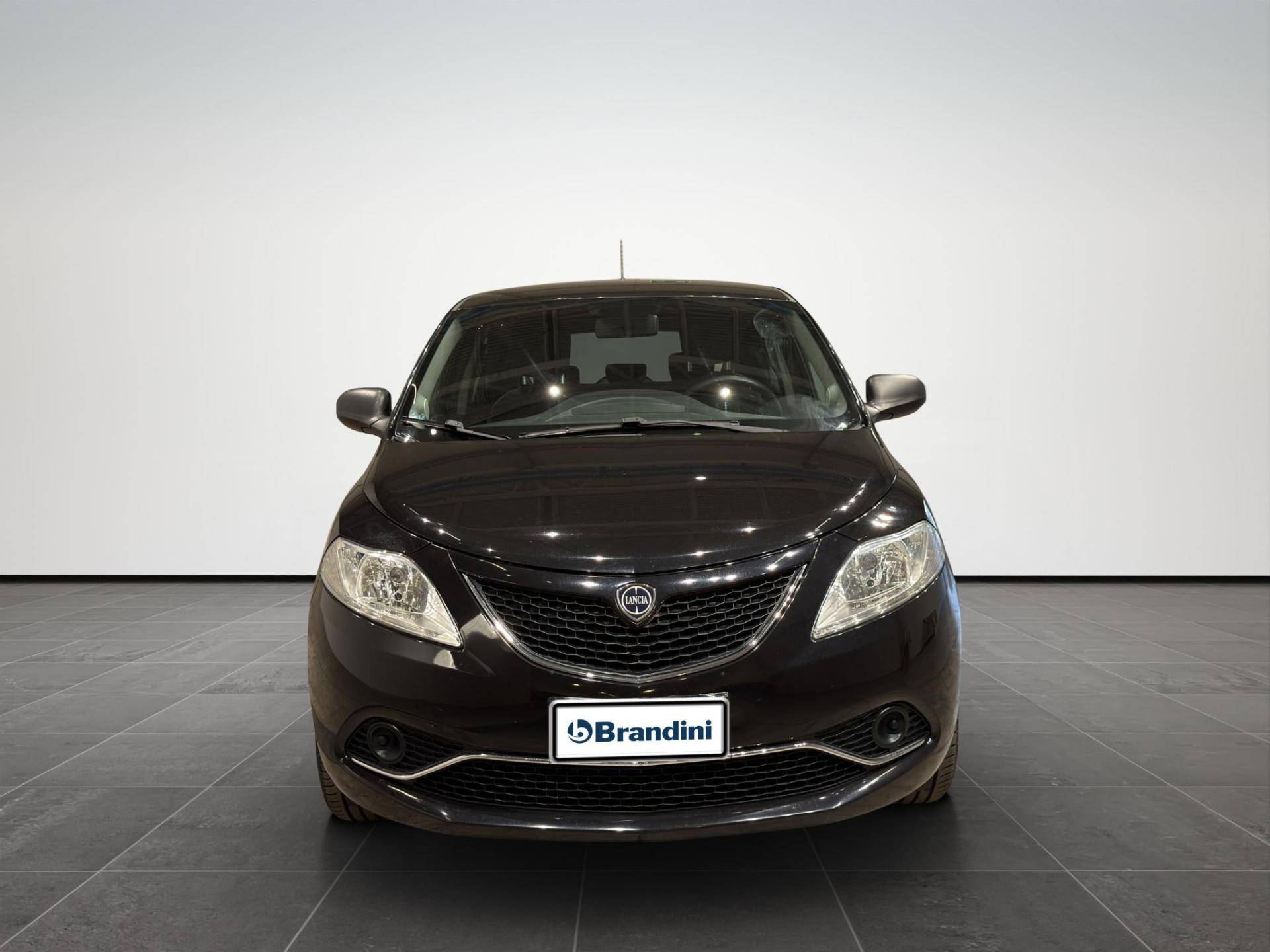 LANCIA Ypsilon Ypsilon 1.2 Silver ecochic Gpl 69cv usata in pronta consegna - Brandini