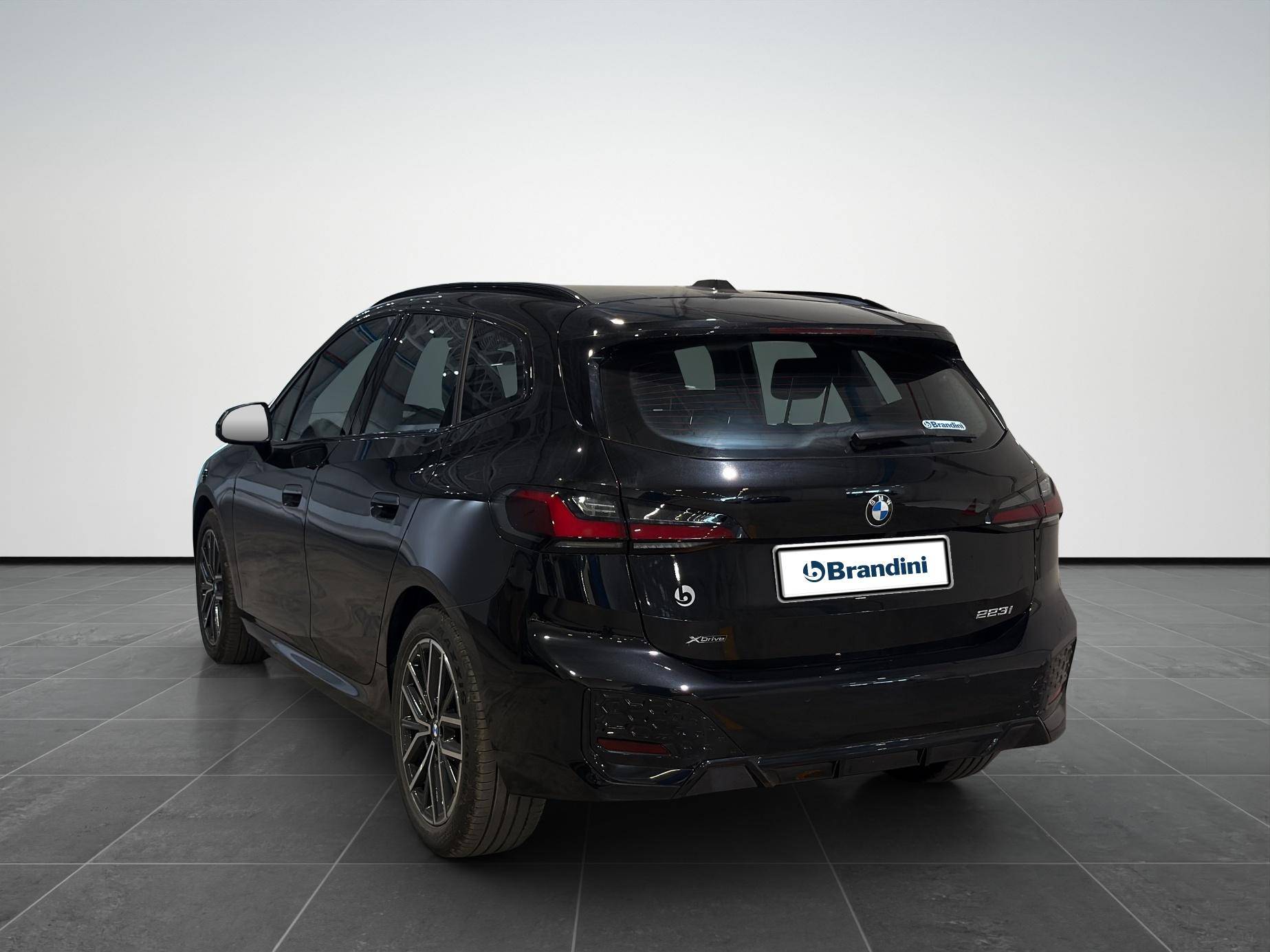 BMW Serie 2 Active Tourer 223i Active Tourer mhev 48V xdrive auto usata in pronta consegna - Brandini