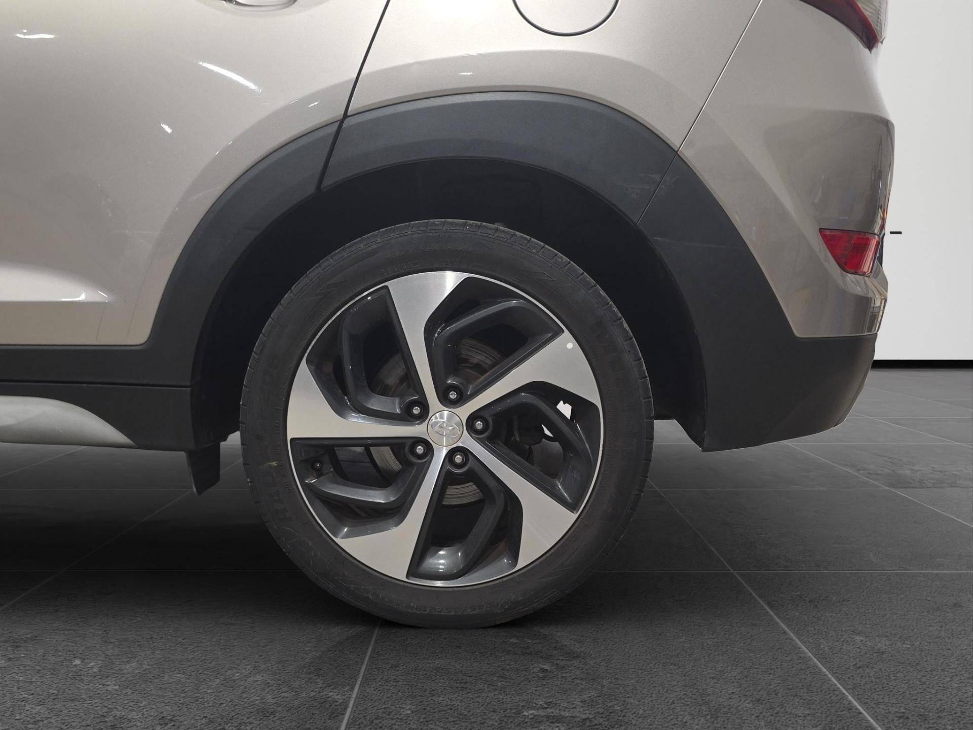 HYUNDAI Tucson Tucson 1.7 crdi Xpossible 2wd 115cv usata in pronta consegna - Brandini