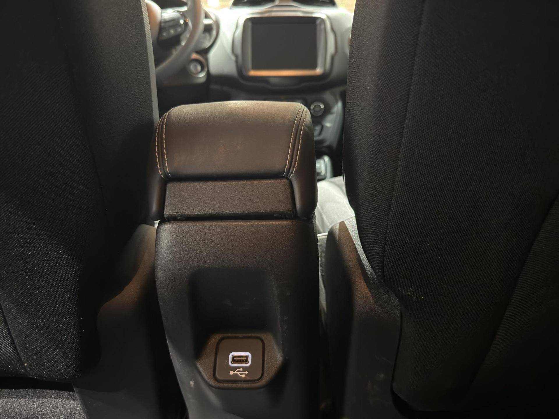 Auto Venduta - JEEP Renegade Renegade 1.5 turbo t4 mhev Limited 2wd 130cv dct usata in pronta consegna - Brandini