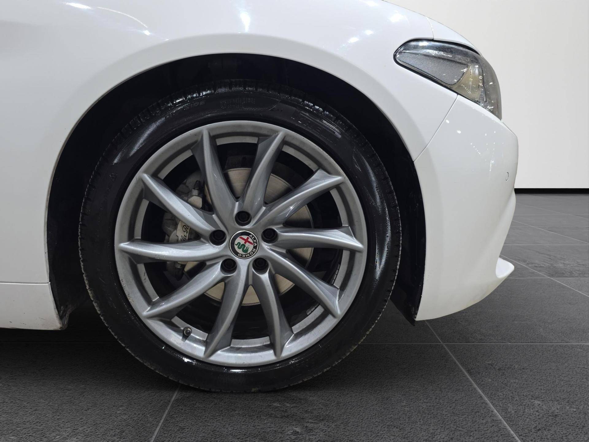 ALFA ROMEO GIULIA Giulia 2.2 t Sprint 160cv auto usata in pronta consegna - Brandini