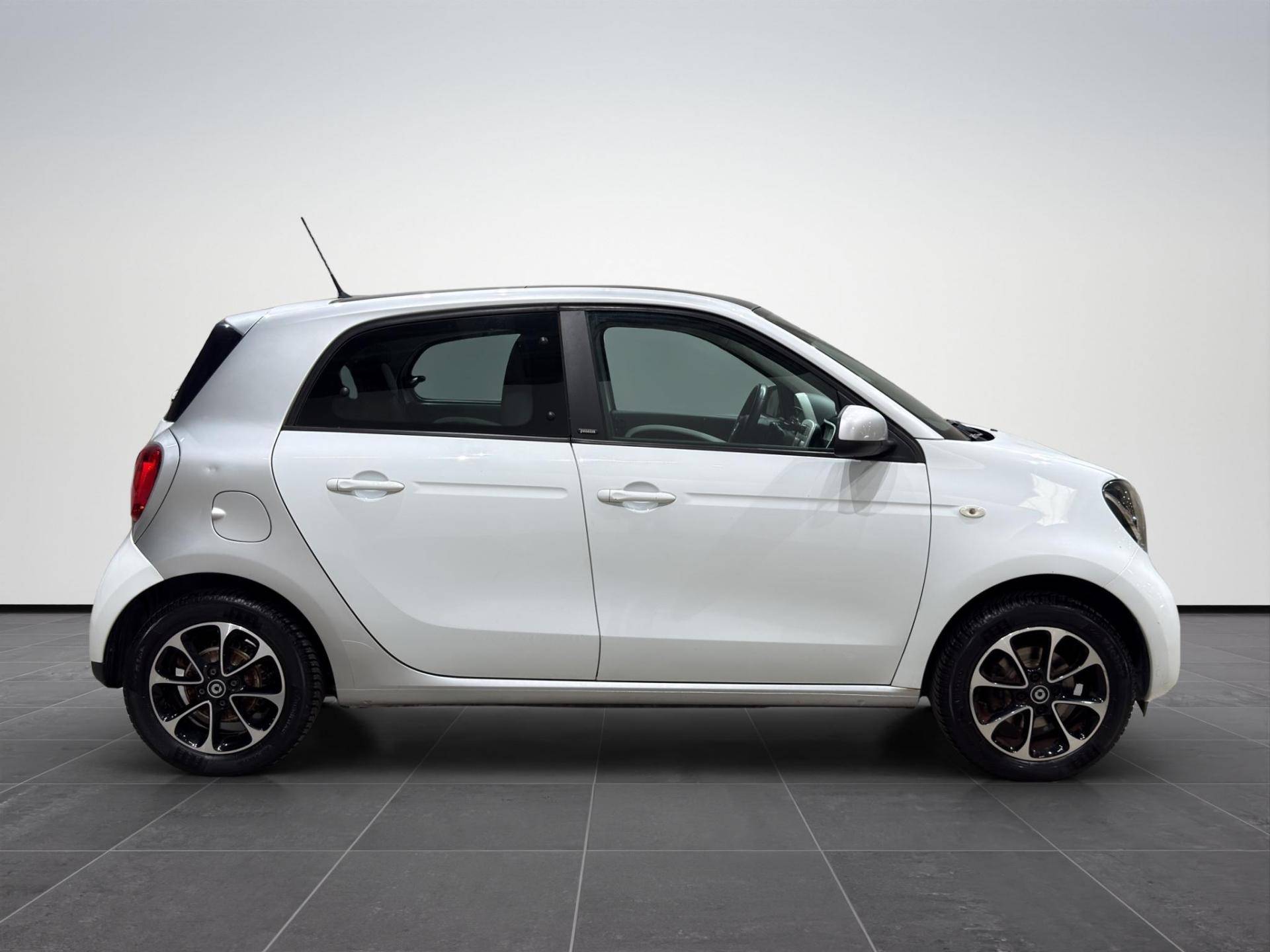 Auto Venduta - SMART Forfour Forfour 1.0 Passion 71cv twinamic usata in pronta consegna - Brandini
