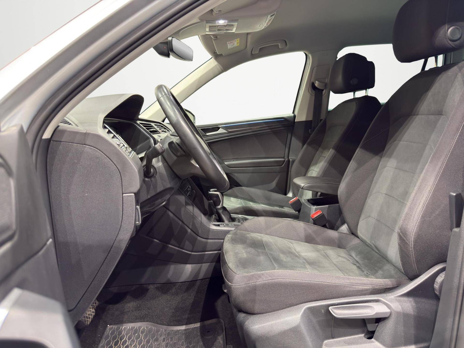 VOLKSWAGEN Tiguan Tiguan 2.0 tdi scr Elegance 4motion 150cv dsg usata in pronta consegna - Brandini