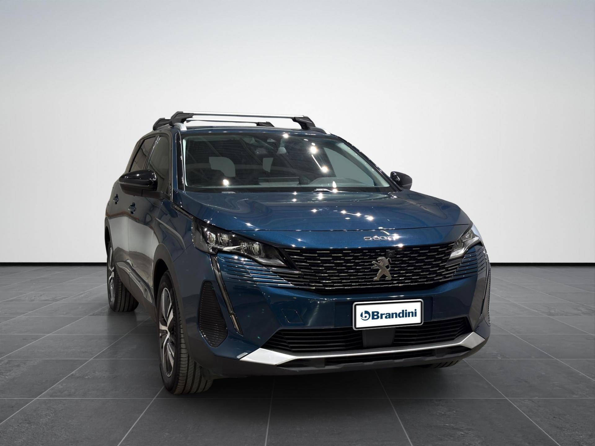 Auto Venduta - PEUGEOT 5008 5008 1.2 puretech t Allure Pack s&s 130cv usata in pronta consegna - Brandini