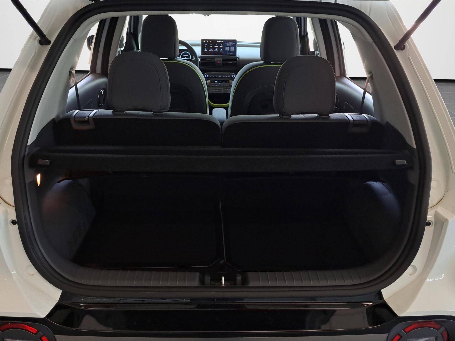 HYUNDAI Inster Inster Cross 49kWh Safety Pack usata in pronta consegna - Brandini