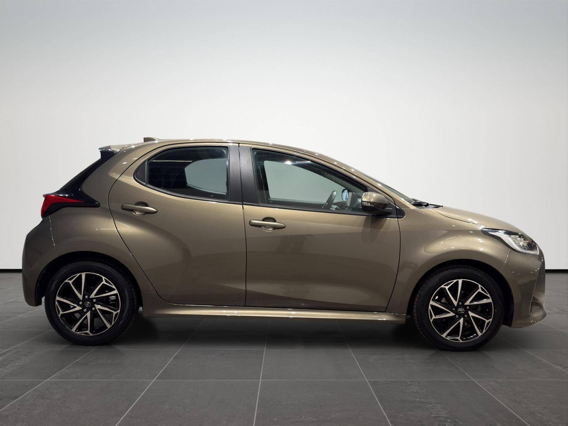 Auto Venduta - TOYOTA Yaris Yaris 1.0 Active usata in pronta consegna - Brandini