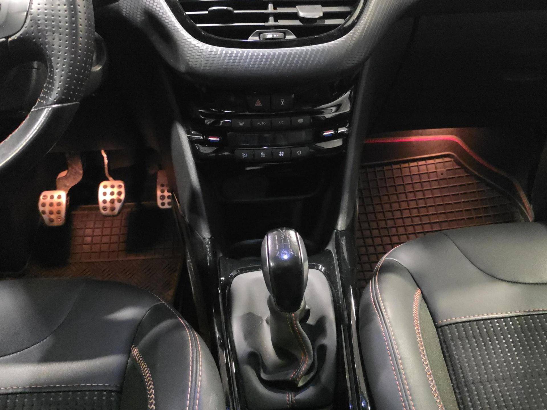 PEUGEOT 2008 2008 1.5 bluehdi Gt Line s&s 100cv 5marce usata in pronta consegna - Brandini