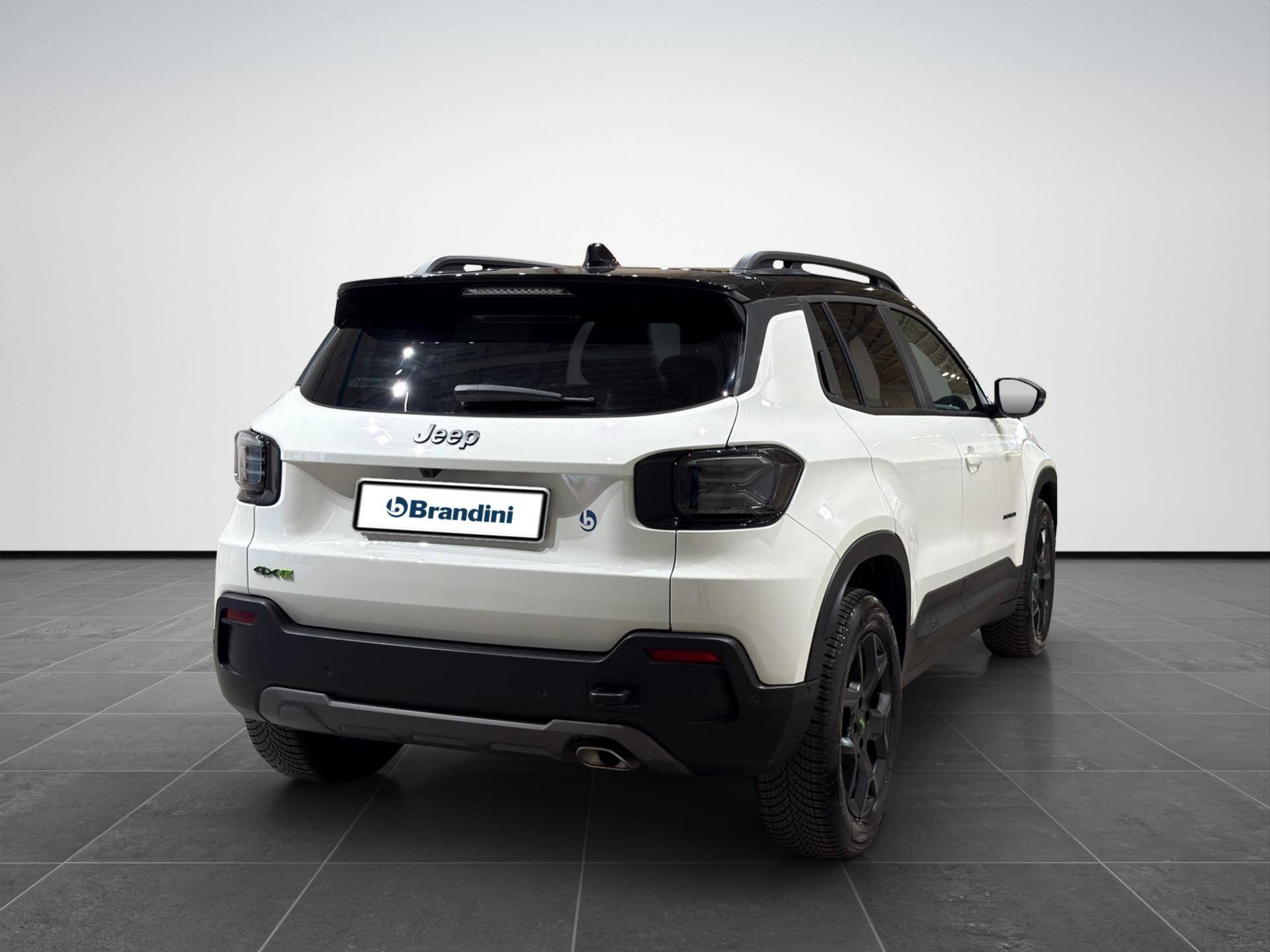 JEEP Avenger Avenger 1.2 turbo e-hybrid mhev Overland 4xe 145cv edct6 usata in pronta consegna - Brandini