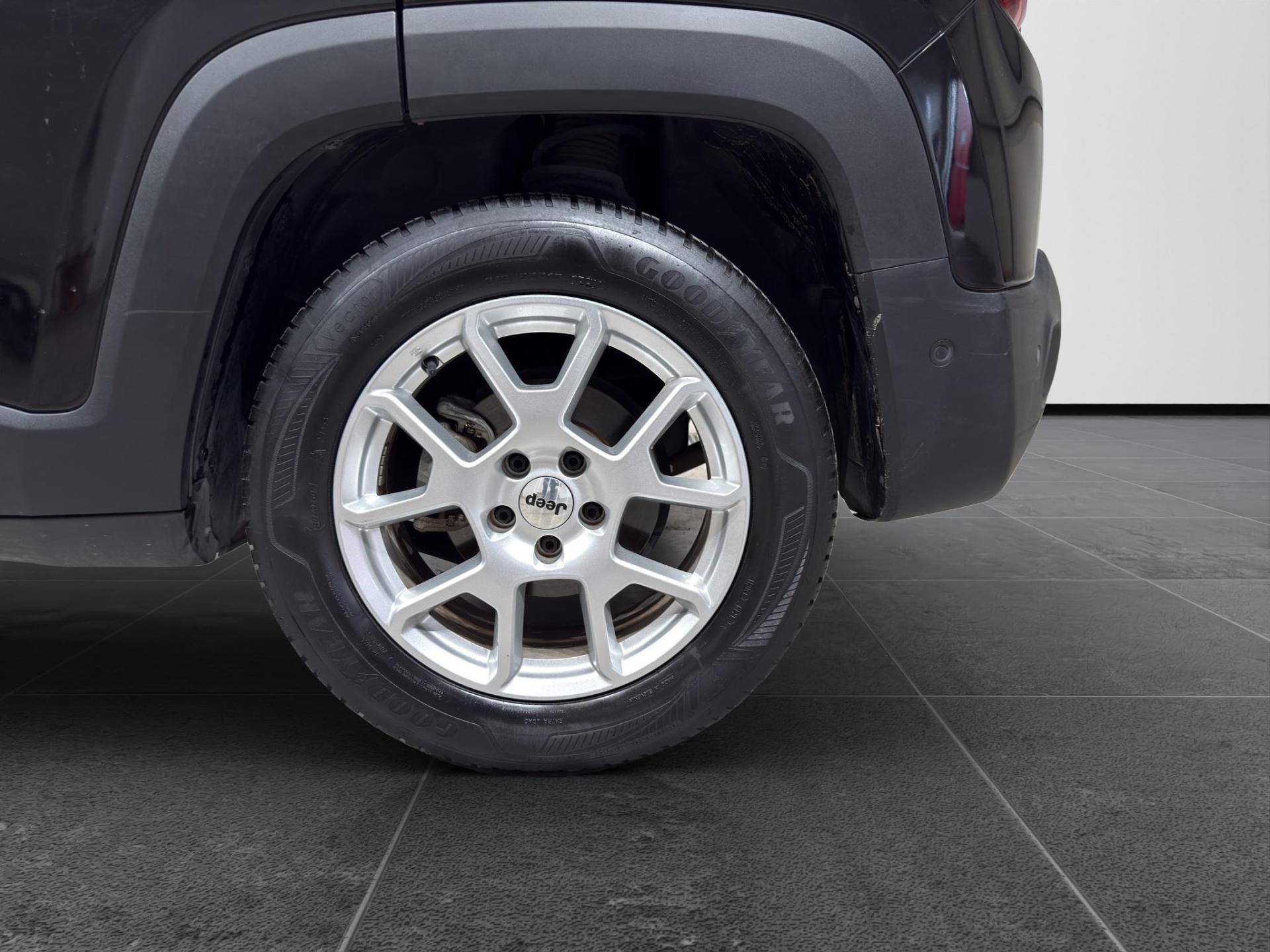 Auto Venduta - JEEP Renegade Renegade 1.5 turbo t4 mhev Limited 2wd 130cv dct usata in pronta consegna - Brandini
