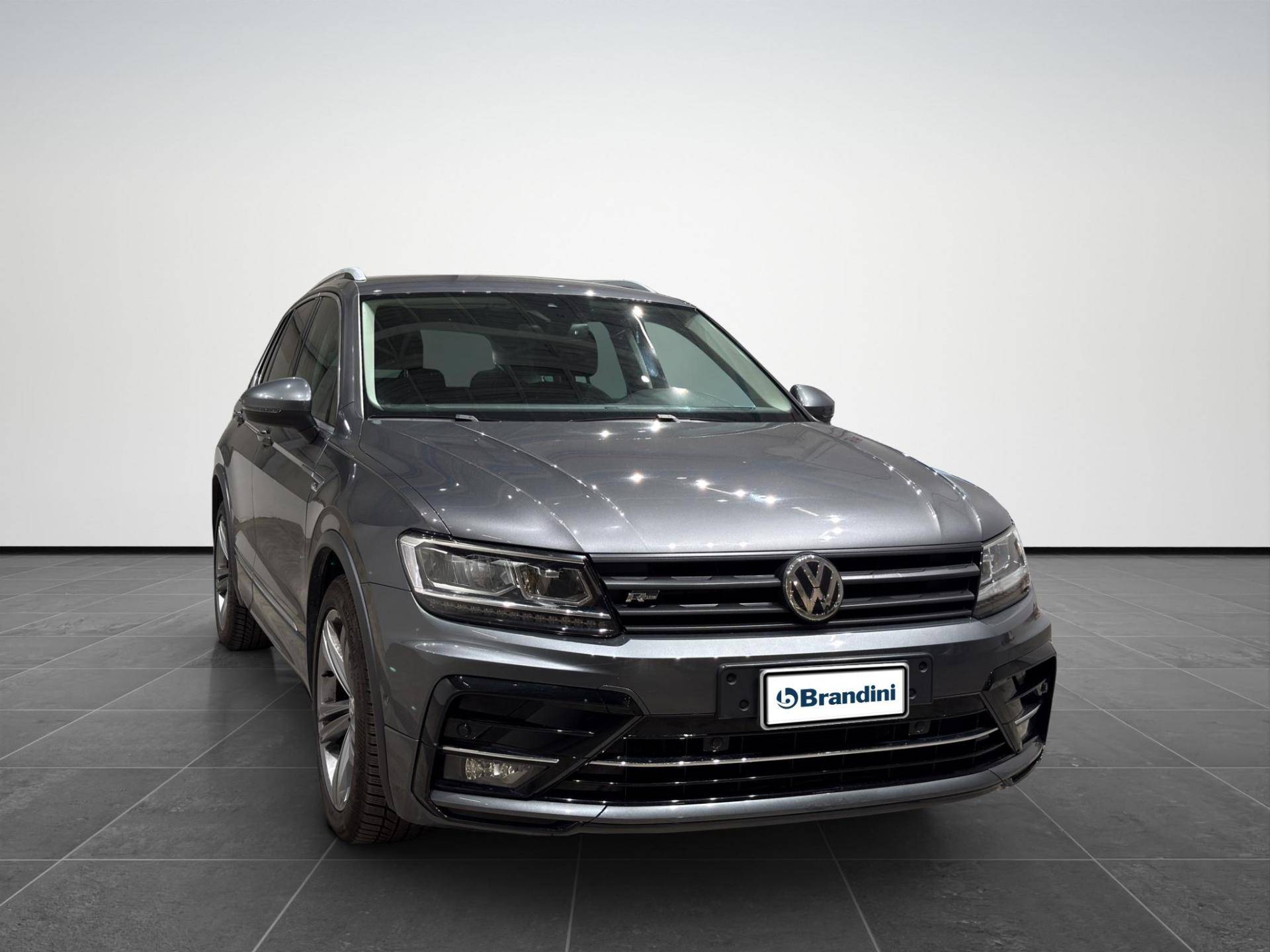 VOLKSWAGEN Tiguan Tiguan 2.0 tdi Advanced R-Line Exterior Pack 150cv dsg usata in pronta consegna - Brandini