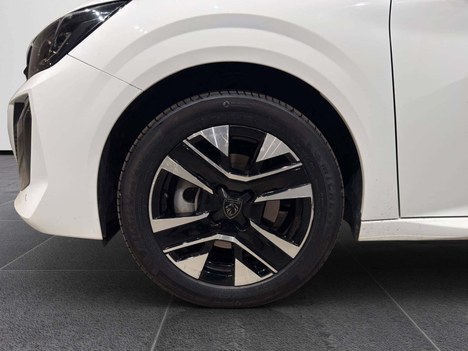 PEUGEOT 208 208 1.2 hybrid Allure 145cv e-dcs 6 usata in pronta consegna - Brandini