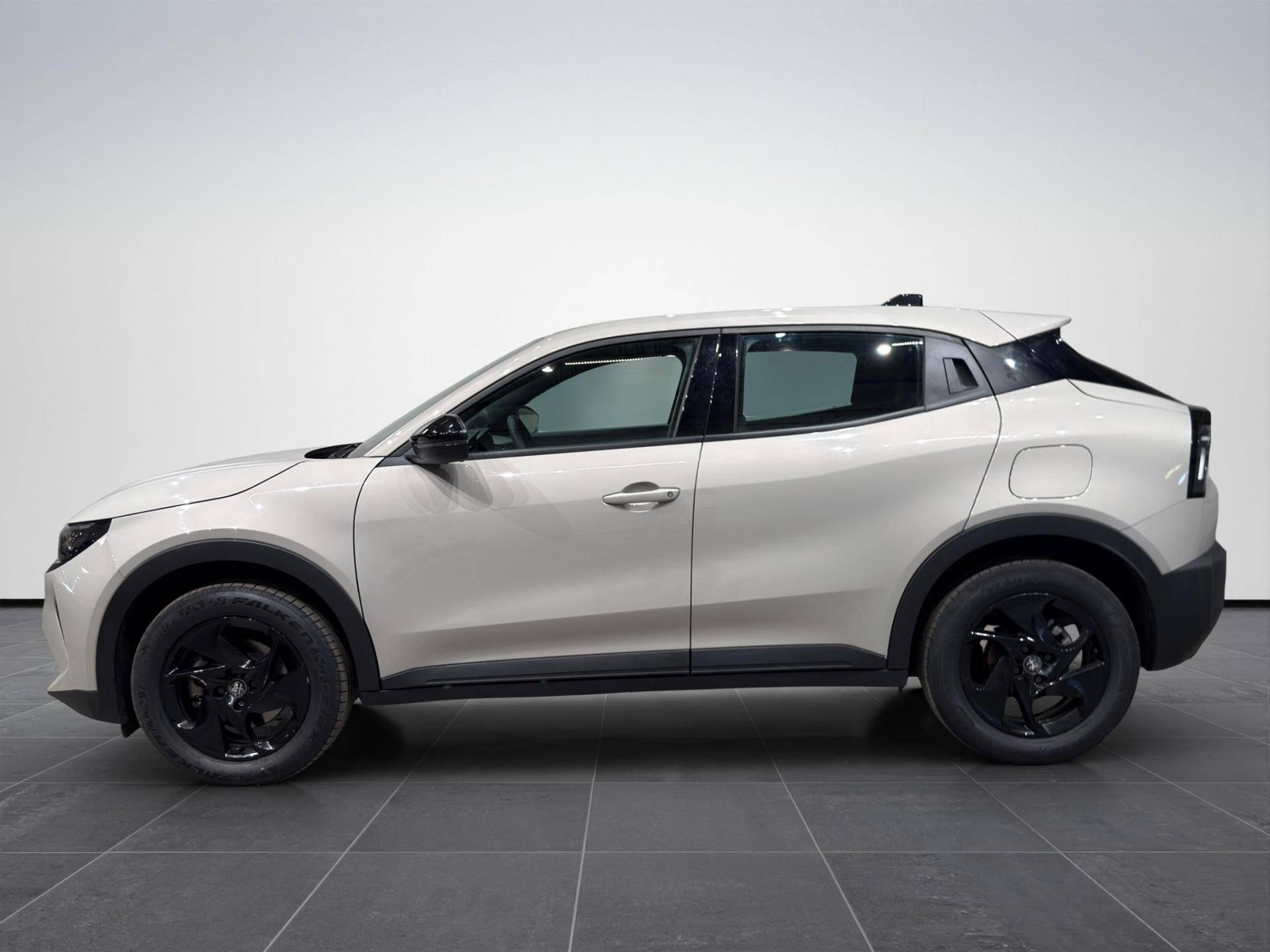 Auto Venduta - ALFA ROMEO Junior Junior 1.2 ibrida 136cv edct6 usata in pronta consegna - Brandini