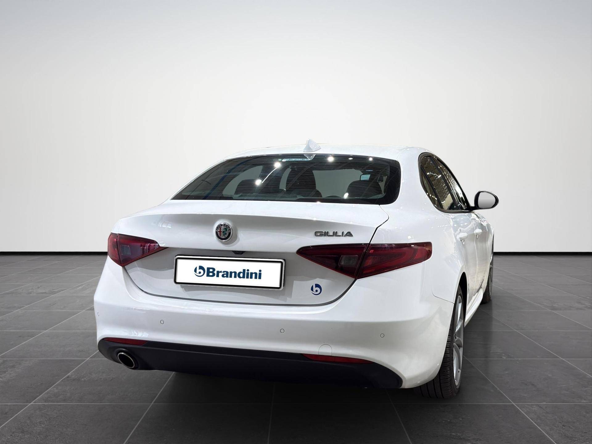 ALFA ROMEO GIULIA Giulia 2.2 t Sprint 160cv auto usata in pronta consegna - Brandini