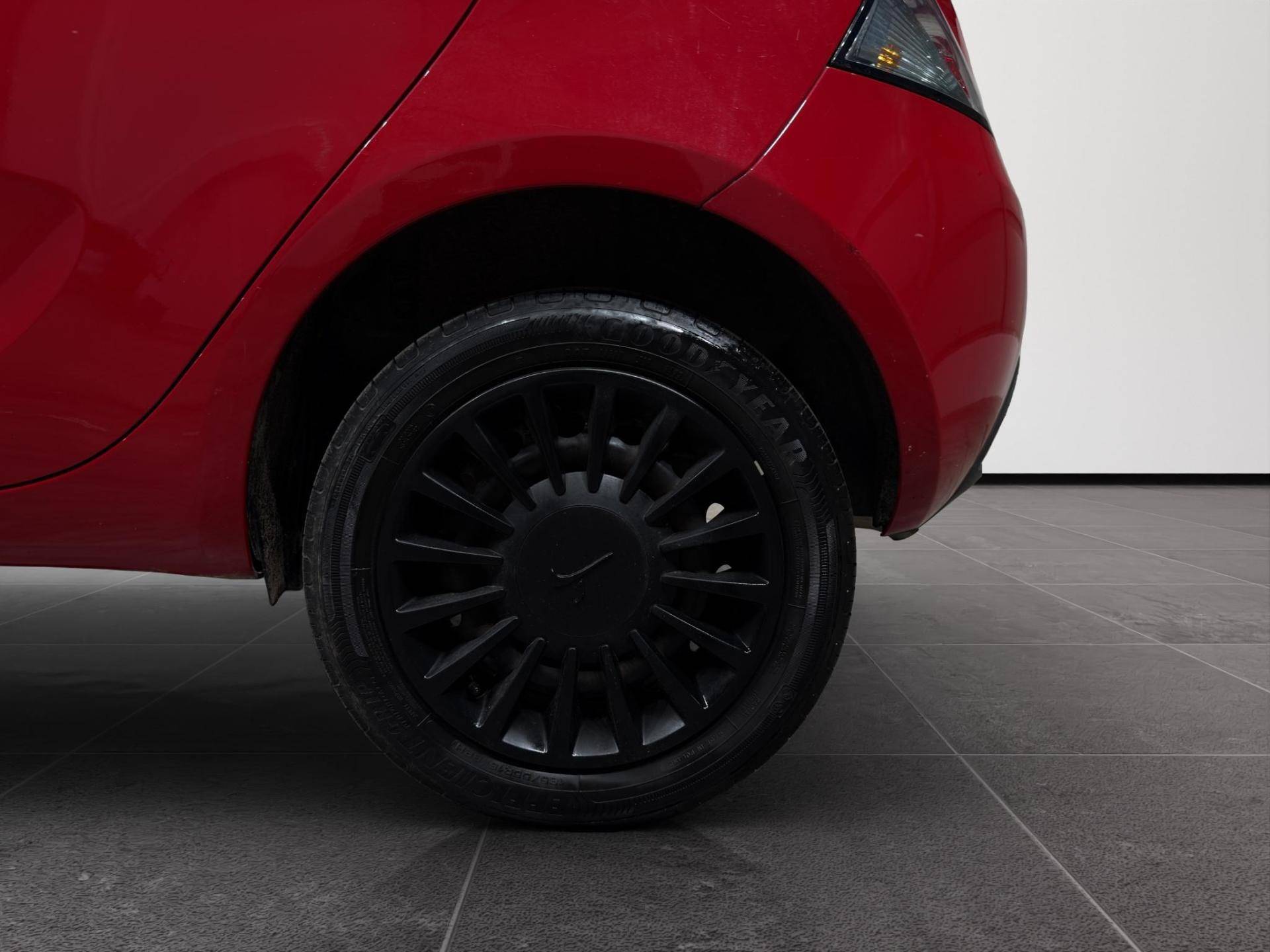 Auto Venduta - LANCIA Ypsilon Ypsilon 1.0 hybrid Silver s&s 70cv usata in pronta consegna - Brandini