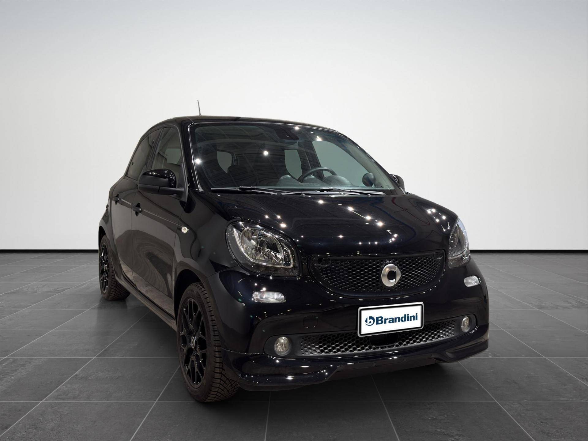 Auto Venduta - SMART Forfour Forfour 0.9 t. Passion 90cv twinamic my18 usata in pronta consegna - Brandini