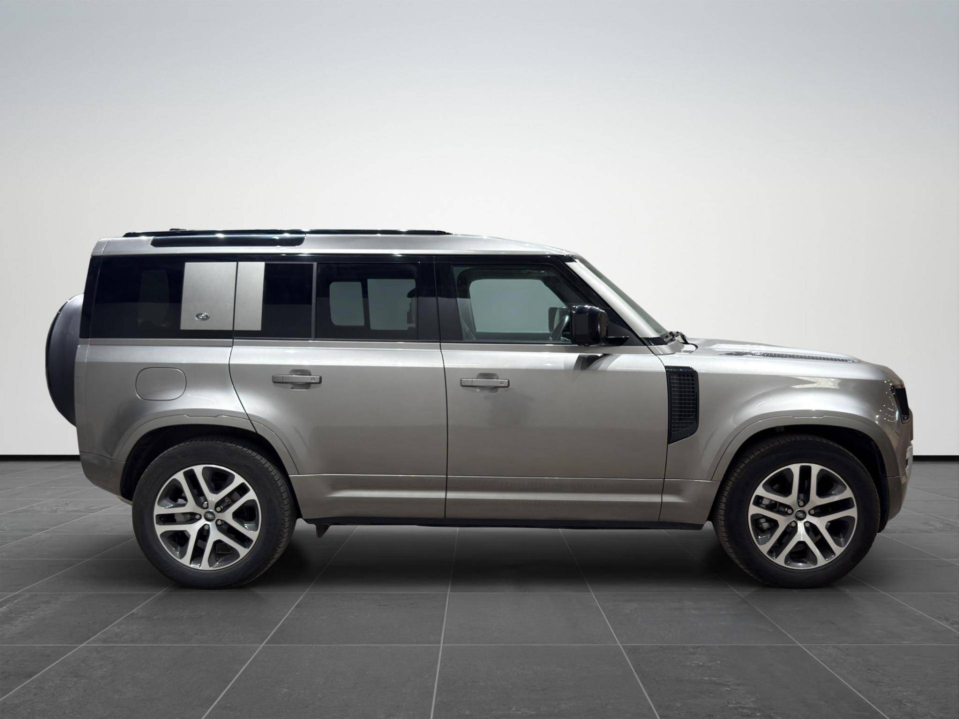 LAND ROVER Defender Defender 110 3.0d i6 mhev XS Edition awd 250cv auto usata in pronta consegna - Brandini
