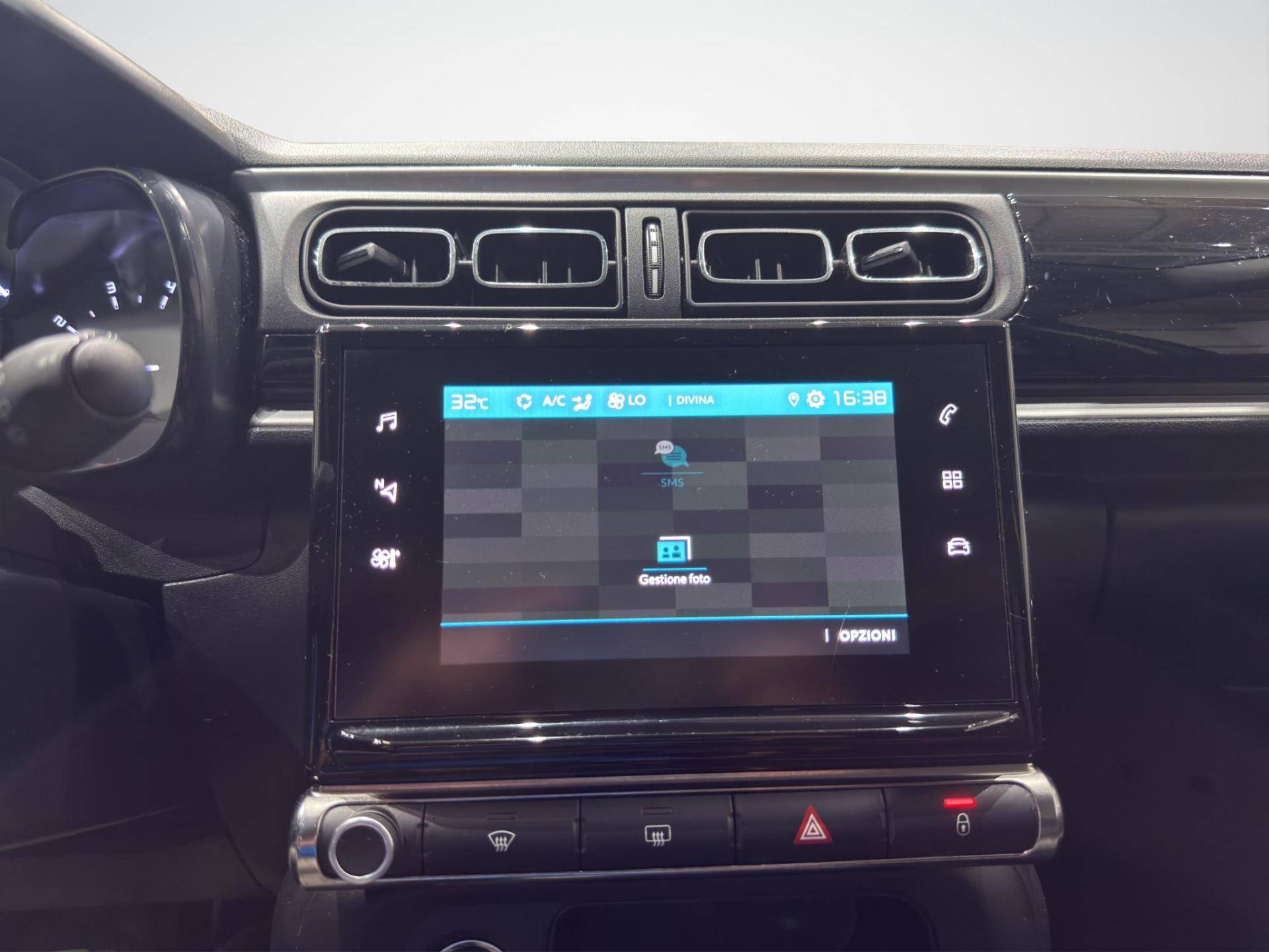 Auto Venduta - CITROEN C3 C3 1.2 puretech Shine s&s 110cv usata in pronta consegna - Brandini