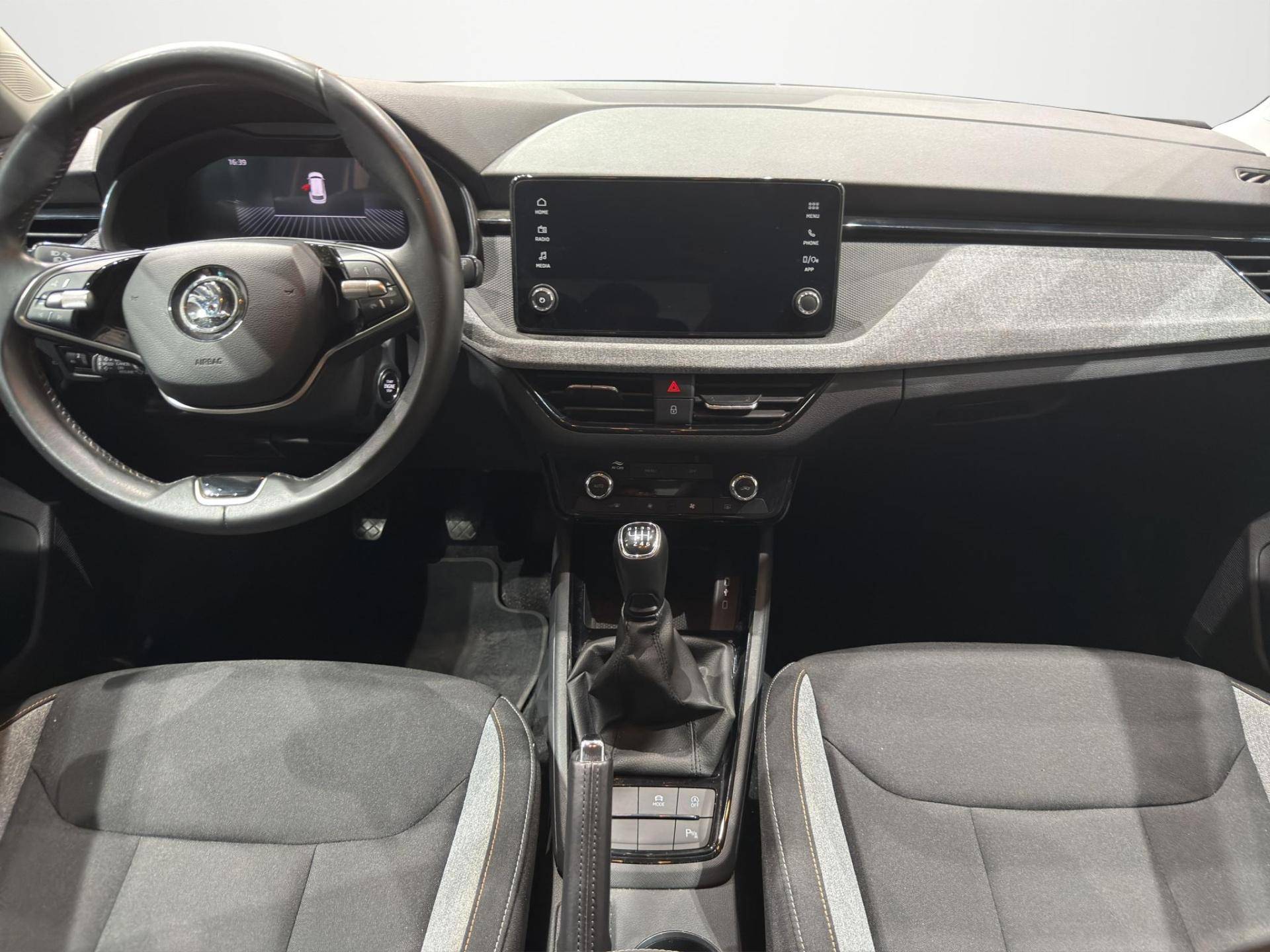 SKODA Kamiq 2024 Kamiq 1.0 tsi Black Dots 115cv usata in pronta consegna - Brandini