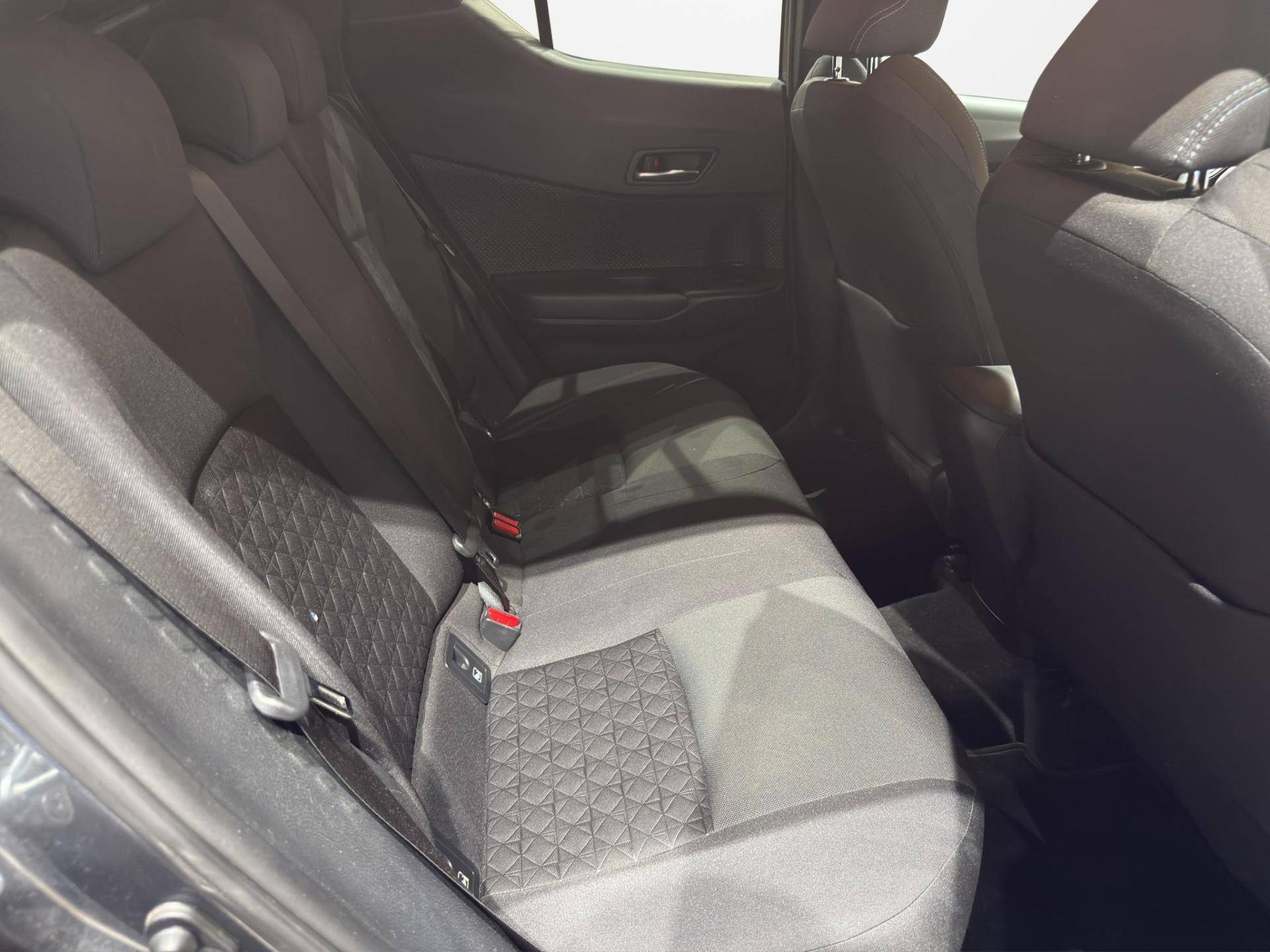 Auto Venduta - TOYOTA C-HR C-HR 1.8h Trend e-cvt usata in pronta consegna - Brandini