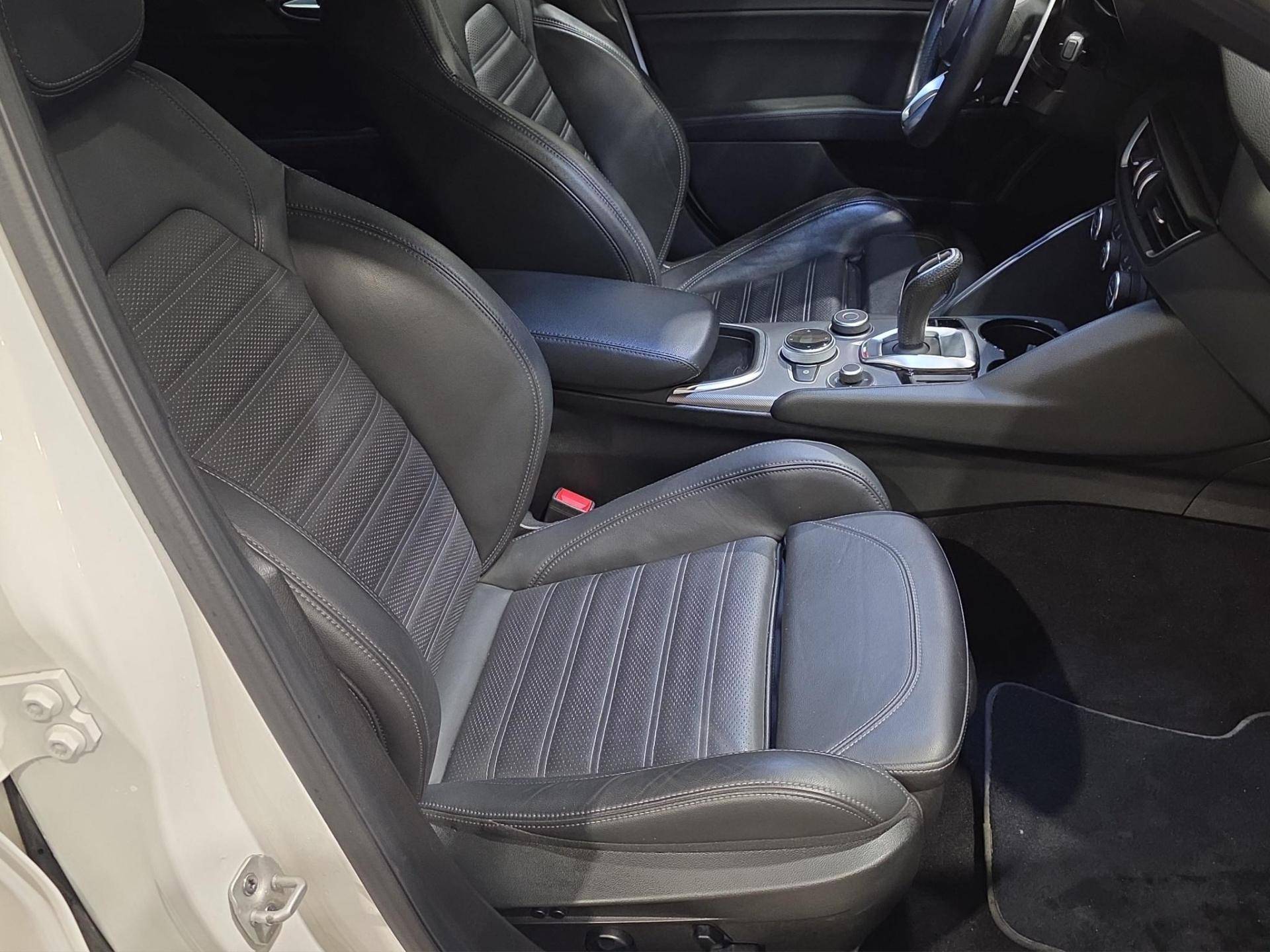 ALFA ROMEO GIULIA Giulia 2.2 t Veloce Q4 210cv auto usata in pronta consegna - Brandini