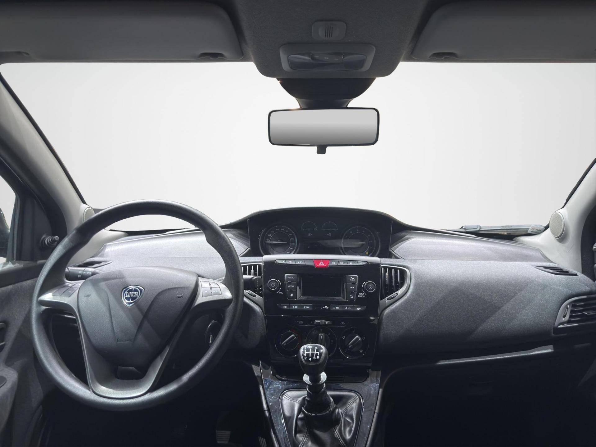 Auto Venduta - LANCIA Ypsilon Ypsilon 1.0 hybrid Silver s&s 70cv usata in pronta consegna - Brandini