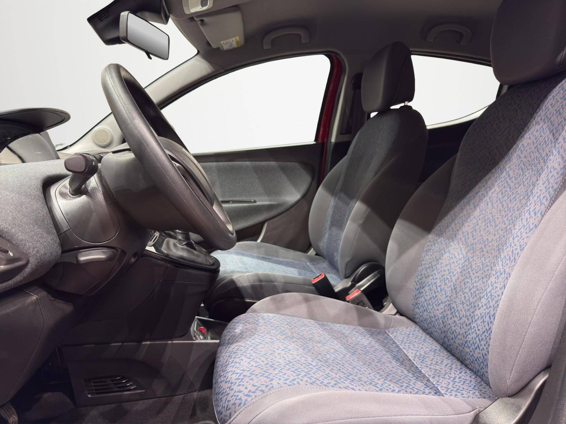 Auto Venduta - LANCIA Ypsilon Ypsilon 1.0 hybrid Silver s&s 70cv usata in pronta consegna - Brandini