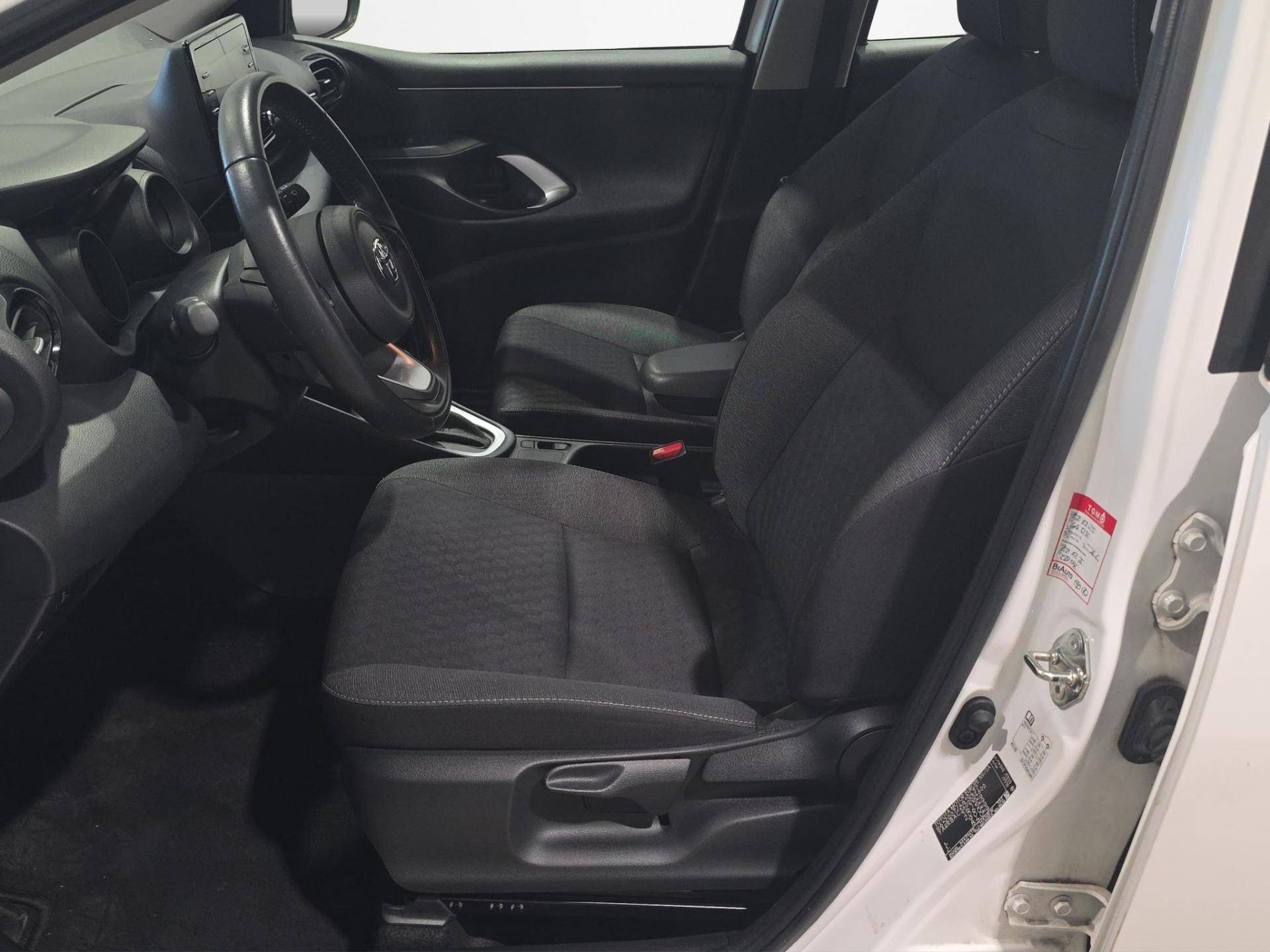 Auto Venduta - TOYOTA Yaris Yaris 1.5h Trend usata in pronta consegna - Brandini