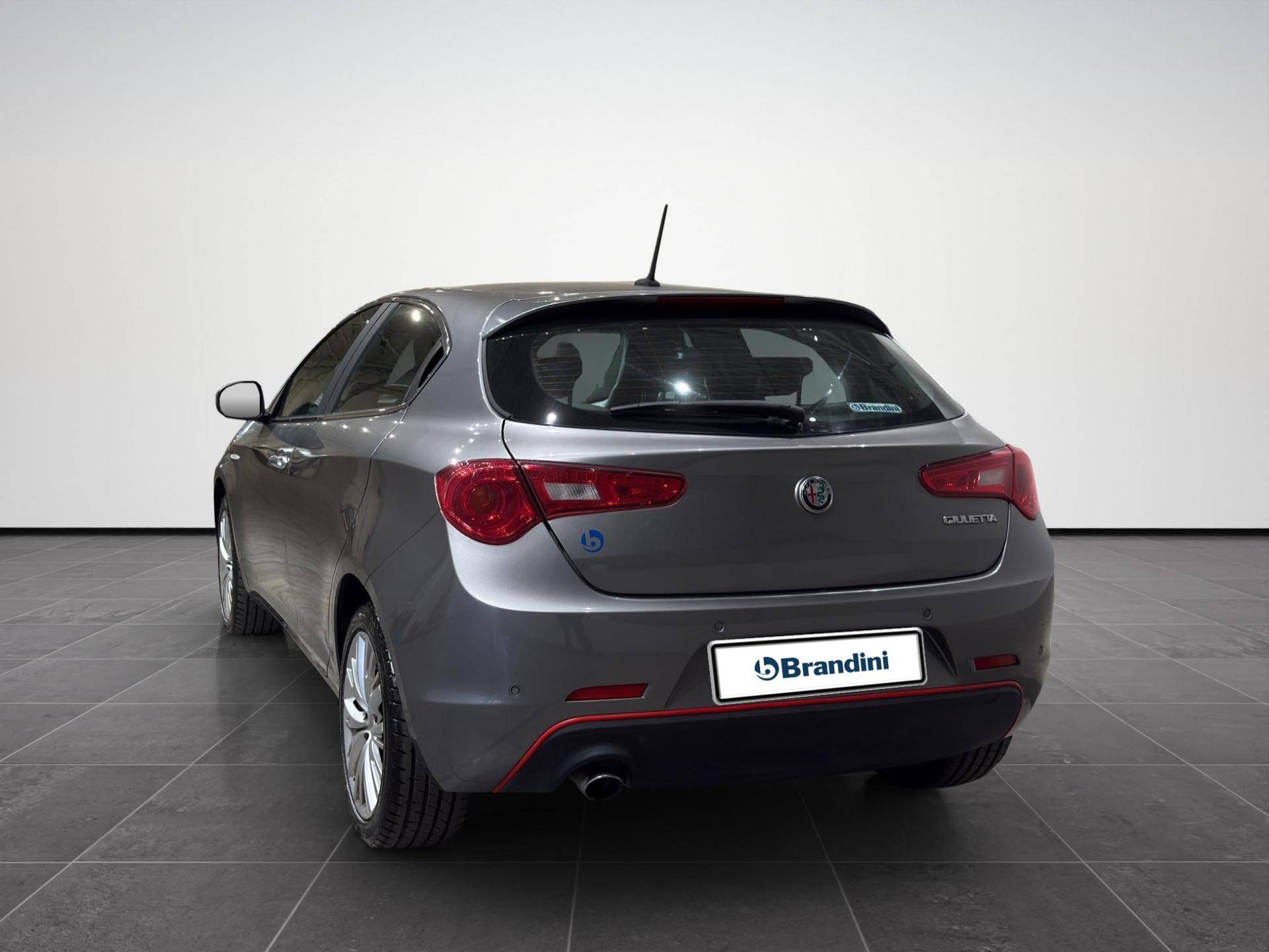 Auto Venduta - ALFA ROMEO Giulietta Giulietta 1.6 jtdm Super 120cv usata in pronta consegna - Brandini