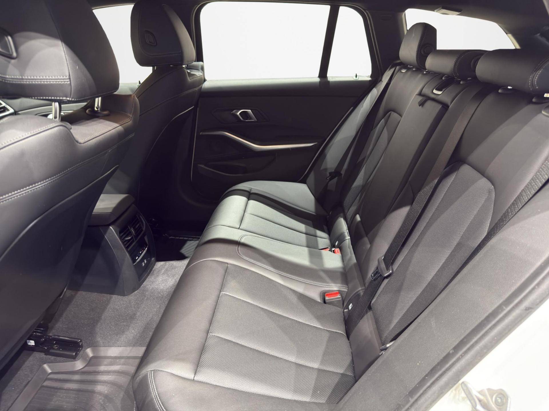 BMW Serie 3 Touring 318d Touring mhev 48V Msport auto usata in pronta consegna - Brandini