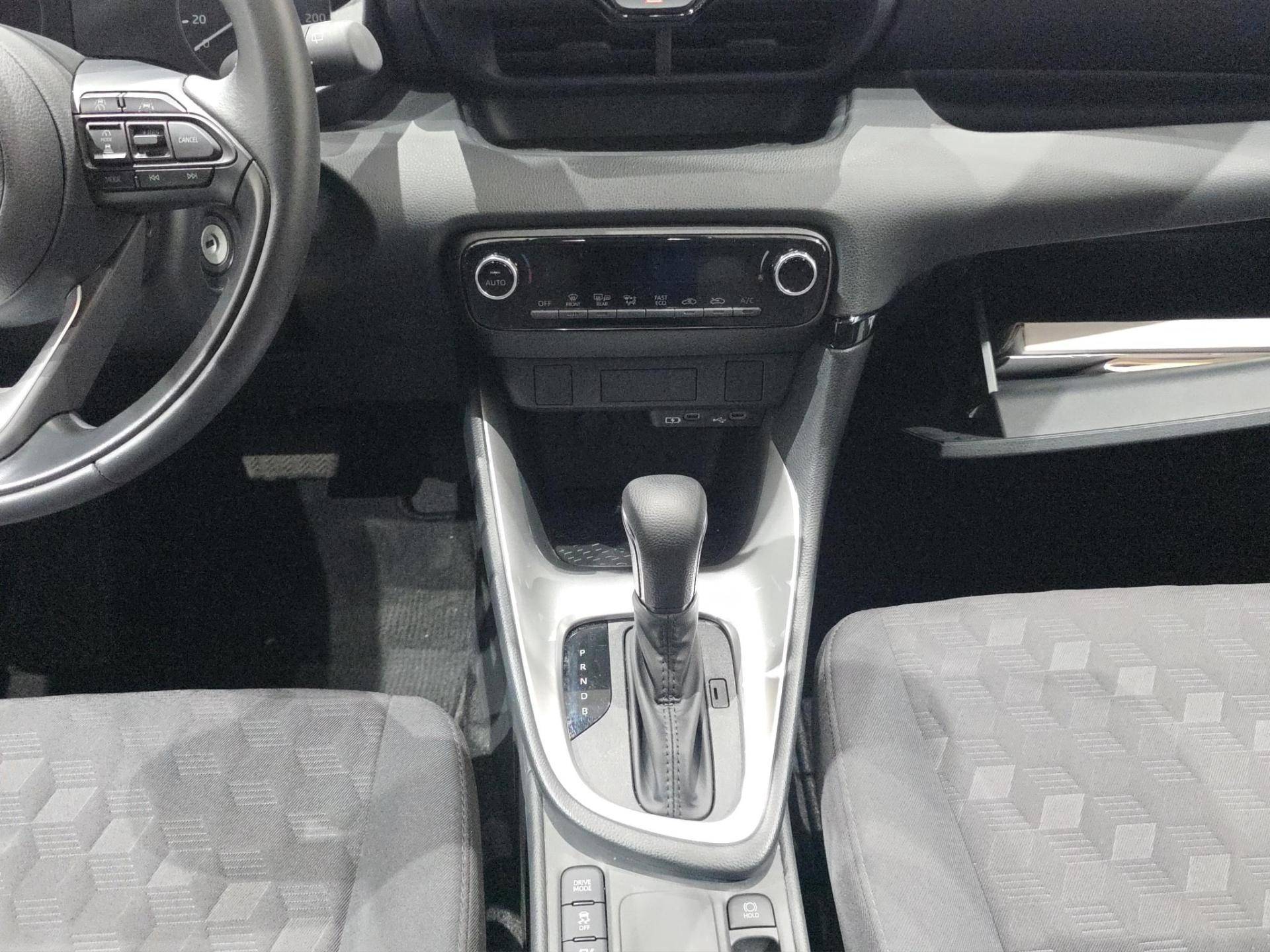 TOYOTA Yaris Yaris 1.5 hybrid Active usata in pronta consegna - Brandini