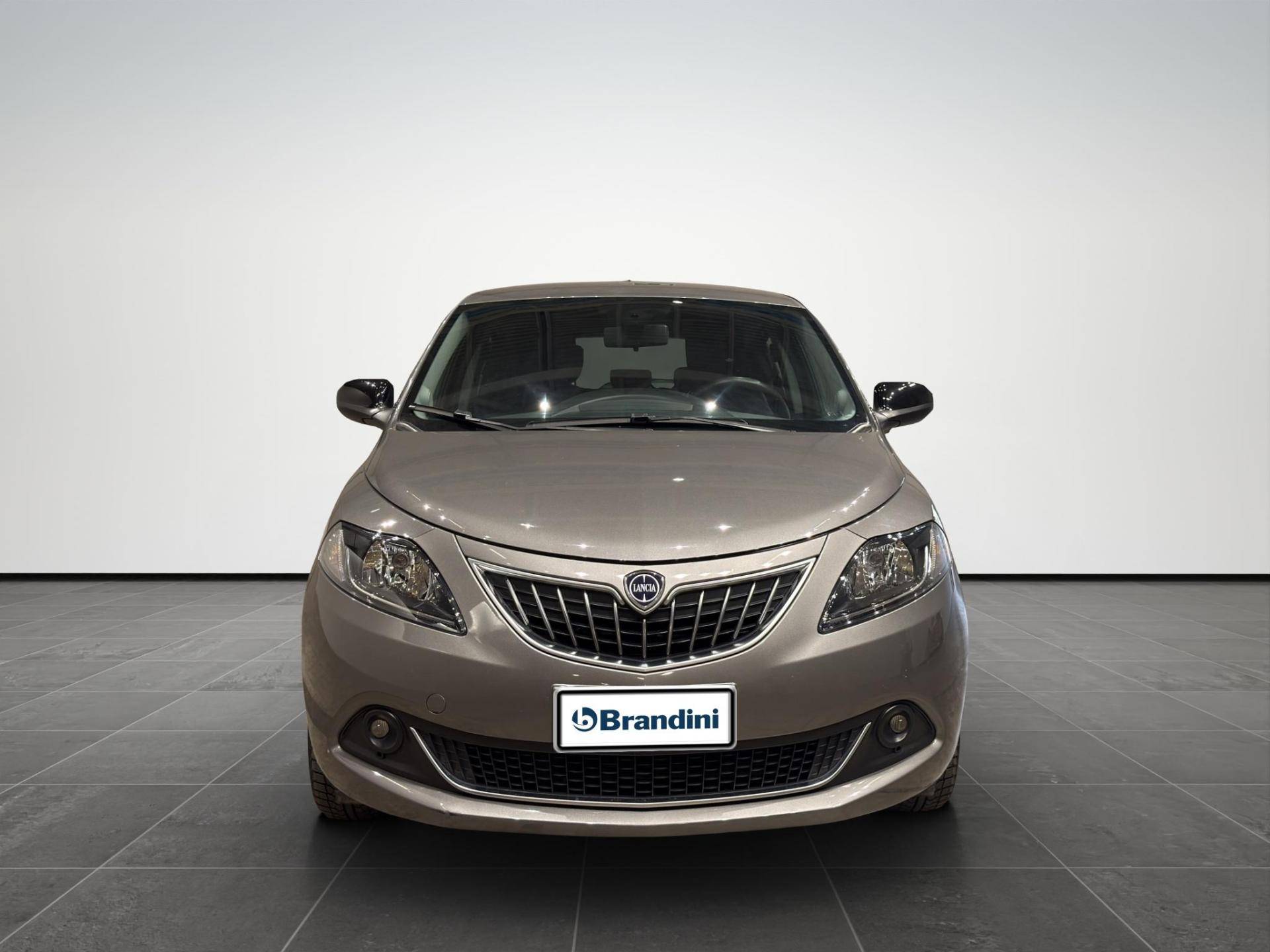 LANCIA Ypsilon Ypsilon 1.0 firefly hybrid Gold s&s 70cv 5p.ti usata in pronta consegna - Brandini