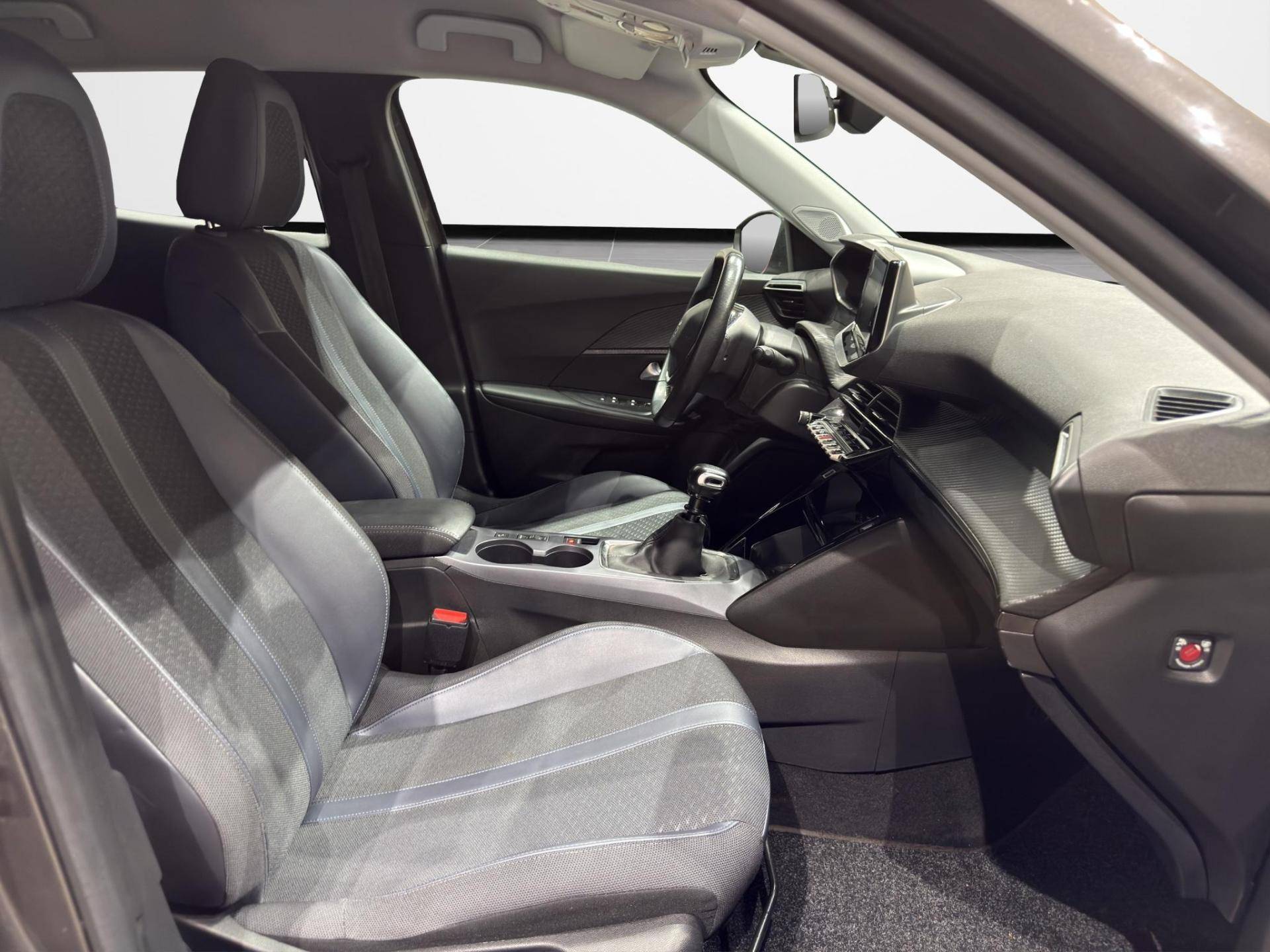 PEUGEOT 2008 2008 1.5 bluehdi Allure Navi Pack s&s 100cv usata in pronta consegna - Brandini