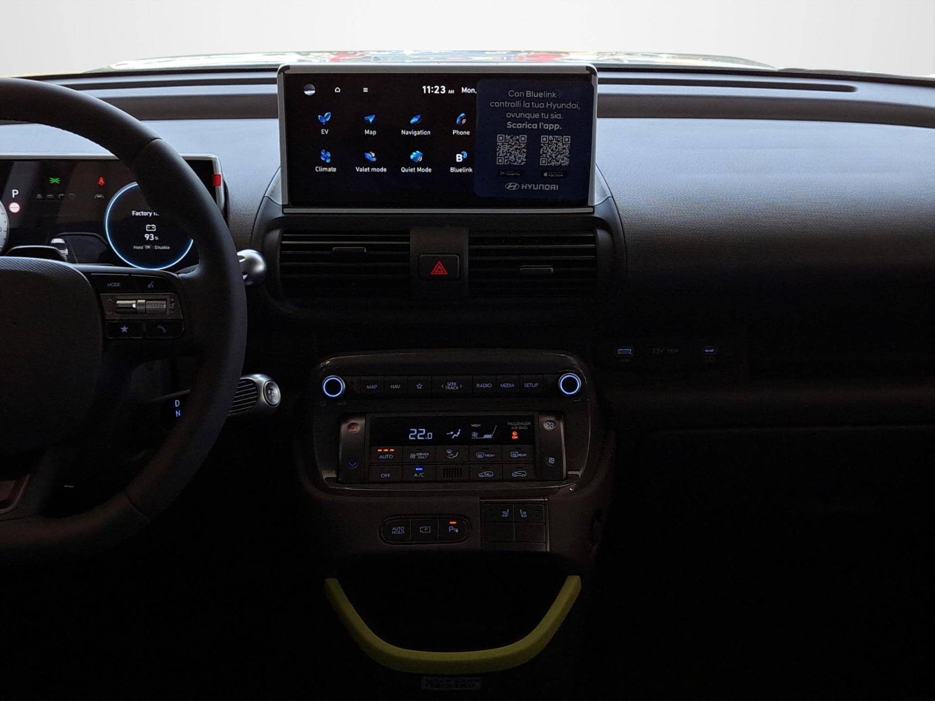HYUNDAI Inster Inster Cross 49kWh Safety Pack usata in pronta consegna - Brandini