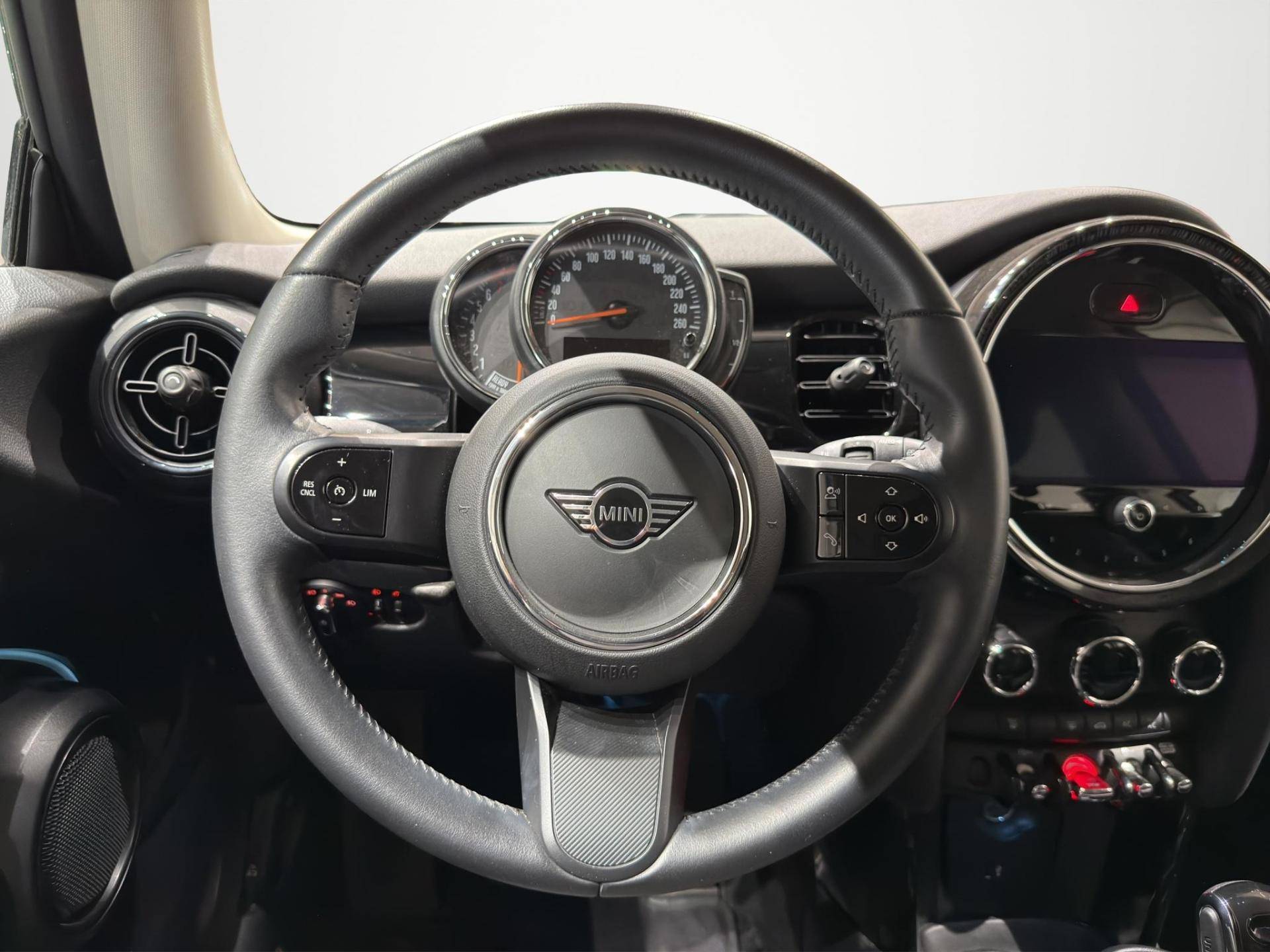 MINI Mini Mini 3p 1.5 One Classic 102cv auto usata in pronta consegna - Brandini
