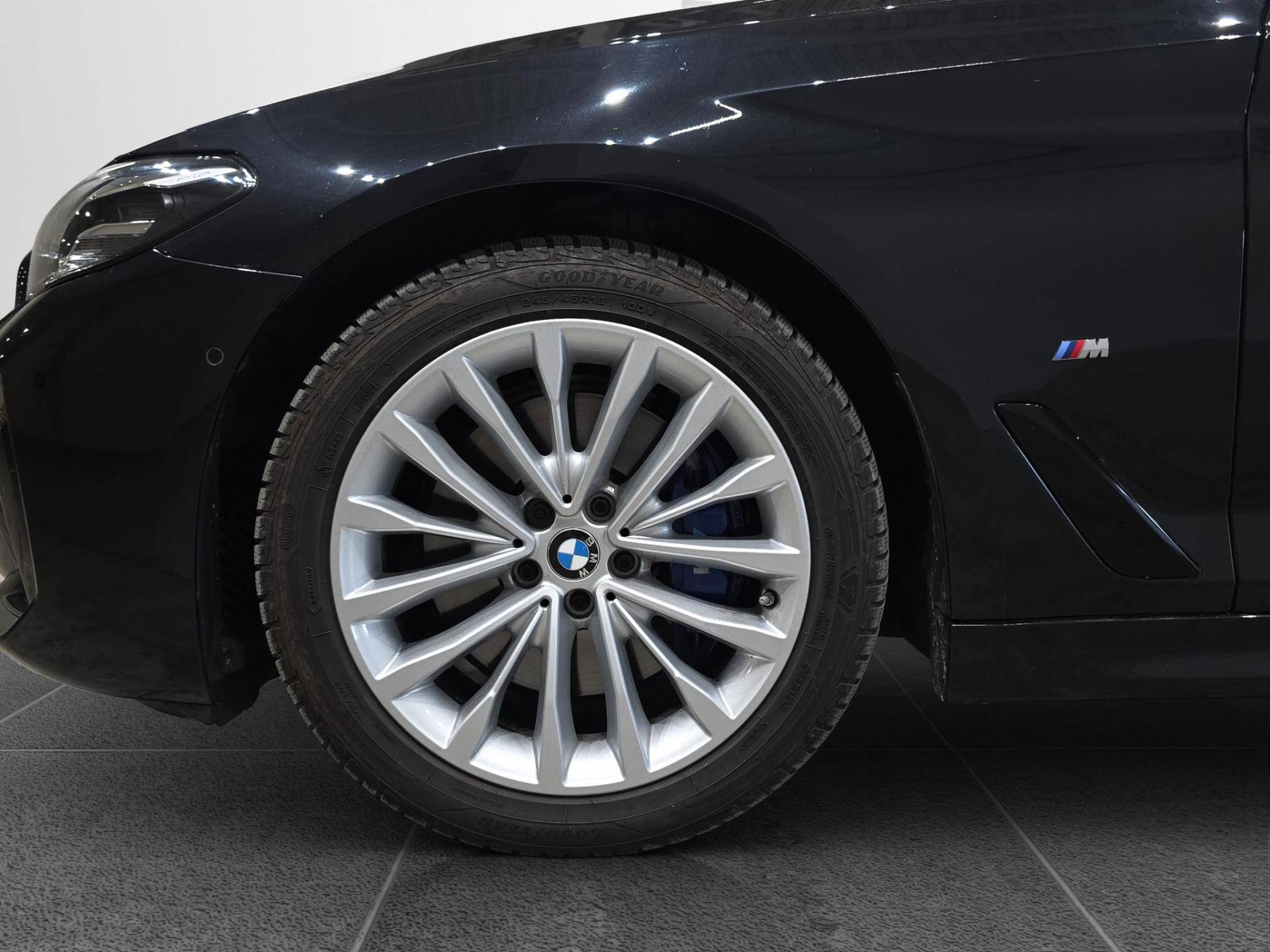 BMW Serie 5 Touring 520d Touring mhev 48V xdrive Msport auto usata in pronta consegna - Brandini