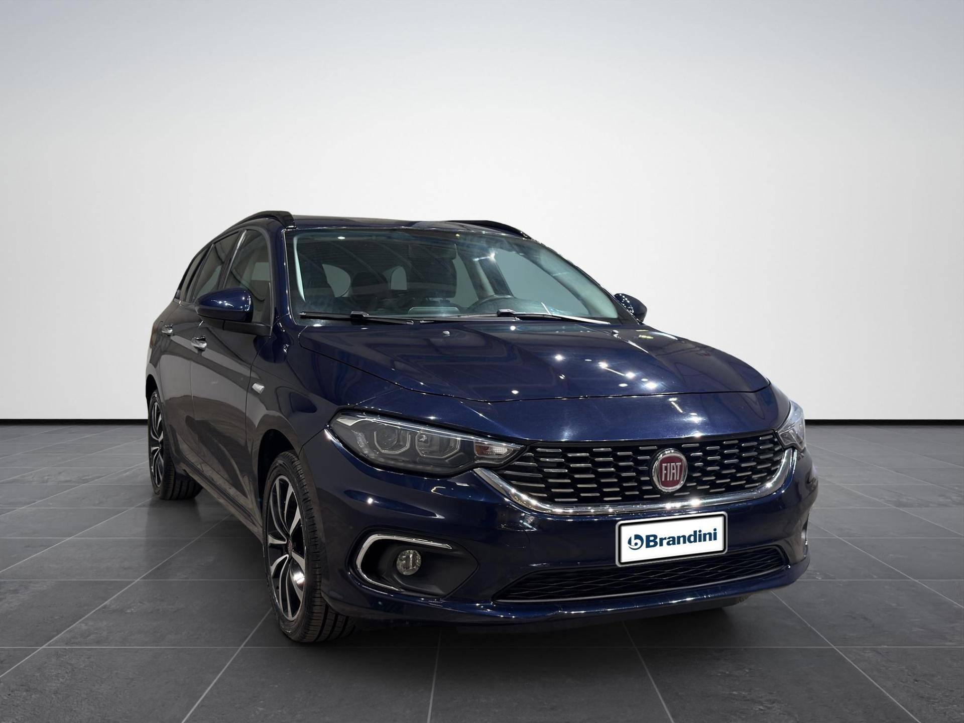 Auto Venduta - FIAT Tipo Tipo SW 1.6 mjt Lounge s&s 120cv my19 usata in pronta consegna - Brandini