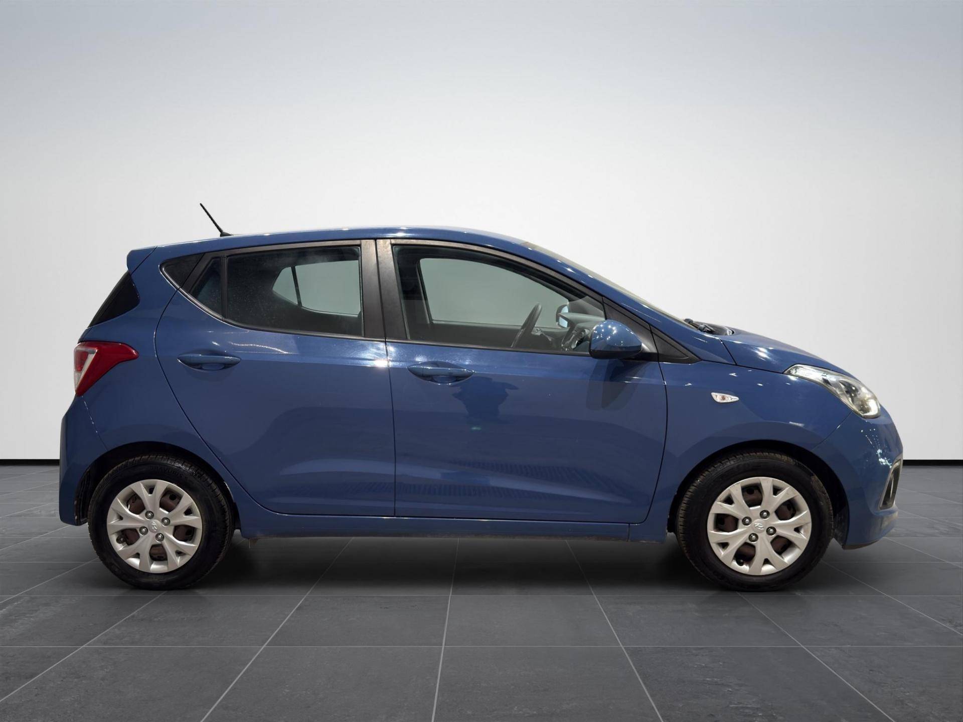 HYUNDAI I10 i10 1.0 Login E6 usata in pronta consegna - Brandini