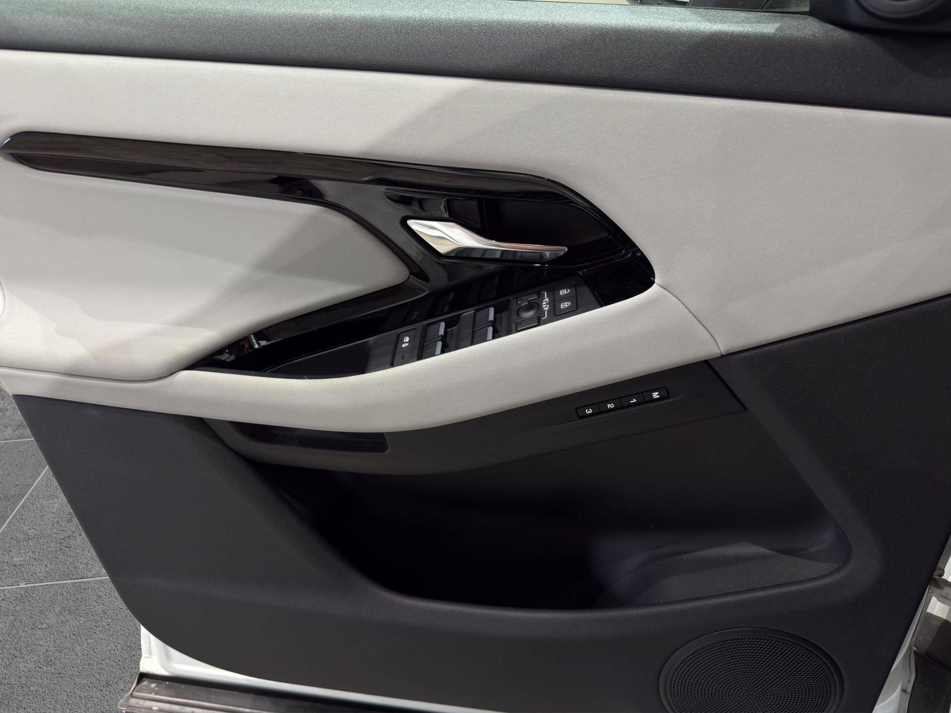 LAND ROVER Range Rover Evoque Range Rover Evoque 2.0d i4 mhev S awd 163cv auto usata in pronta consegna - Brandini