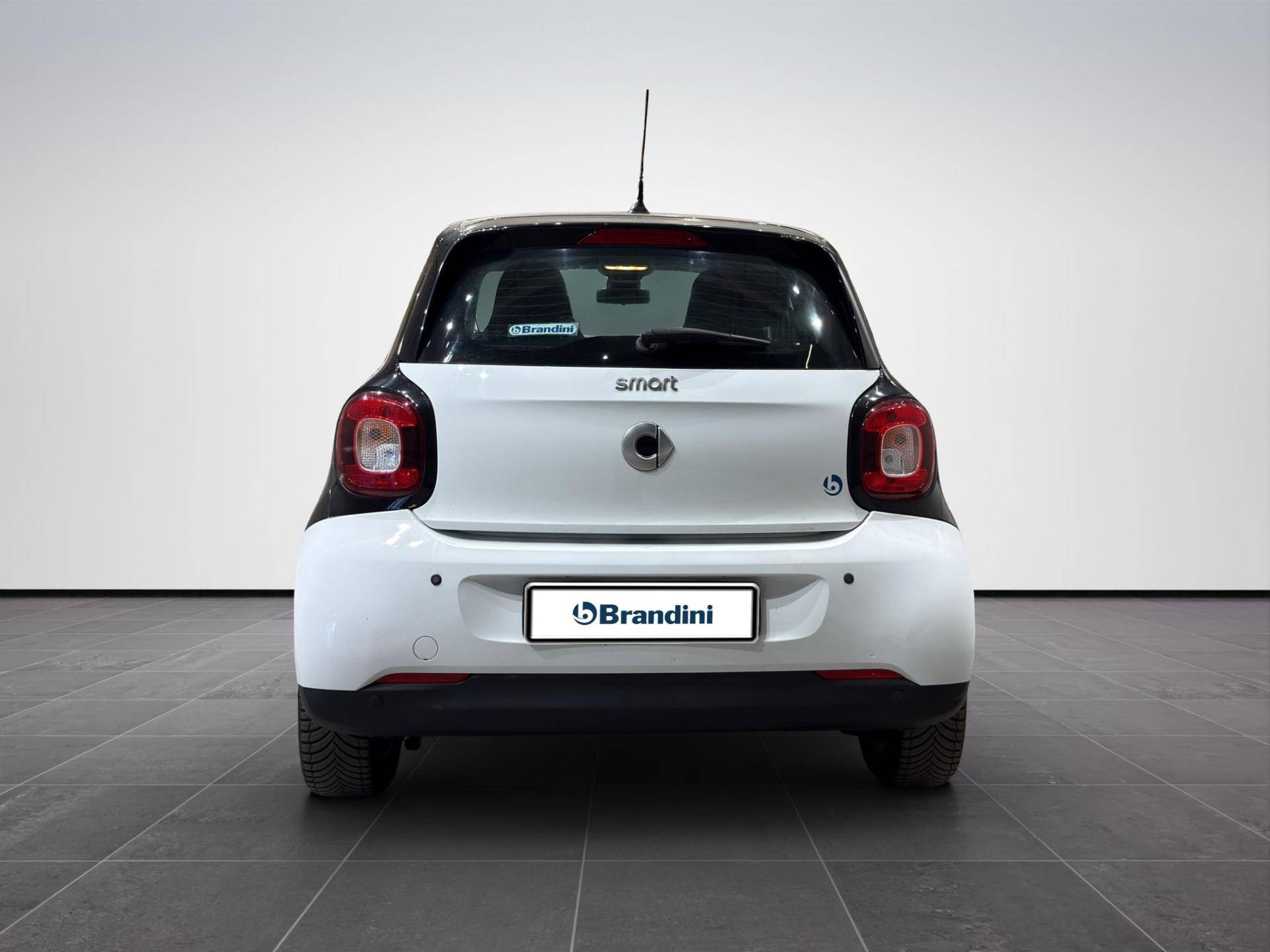 Auto Venduta - SMART Forfour Forfour 1.0 Passion 71cv twinamic my18 usata in pronta consegna - Brandini